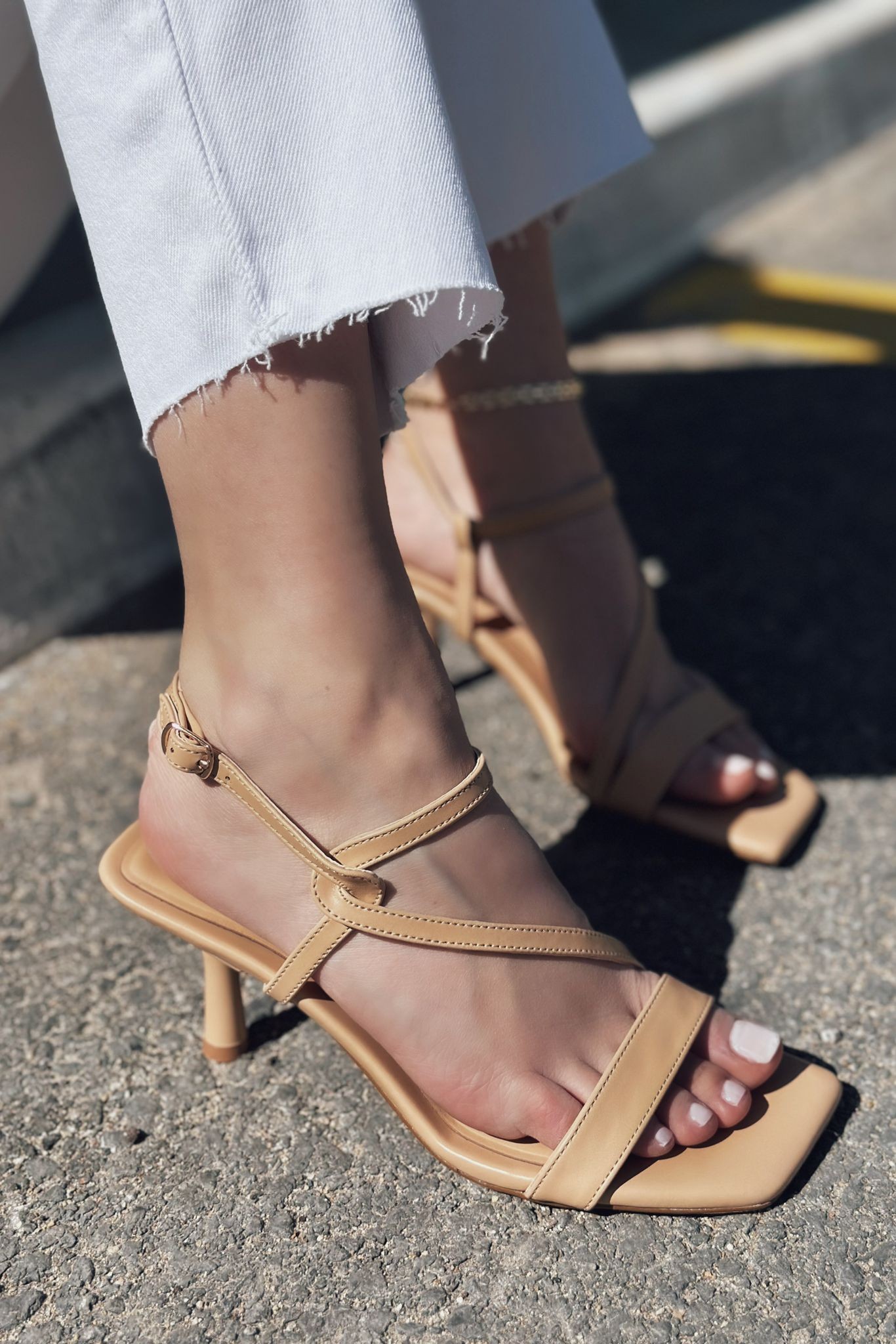 Perona Matte Leather Cross Strap Detail Heeled Shoes Nude