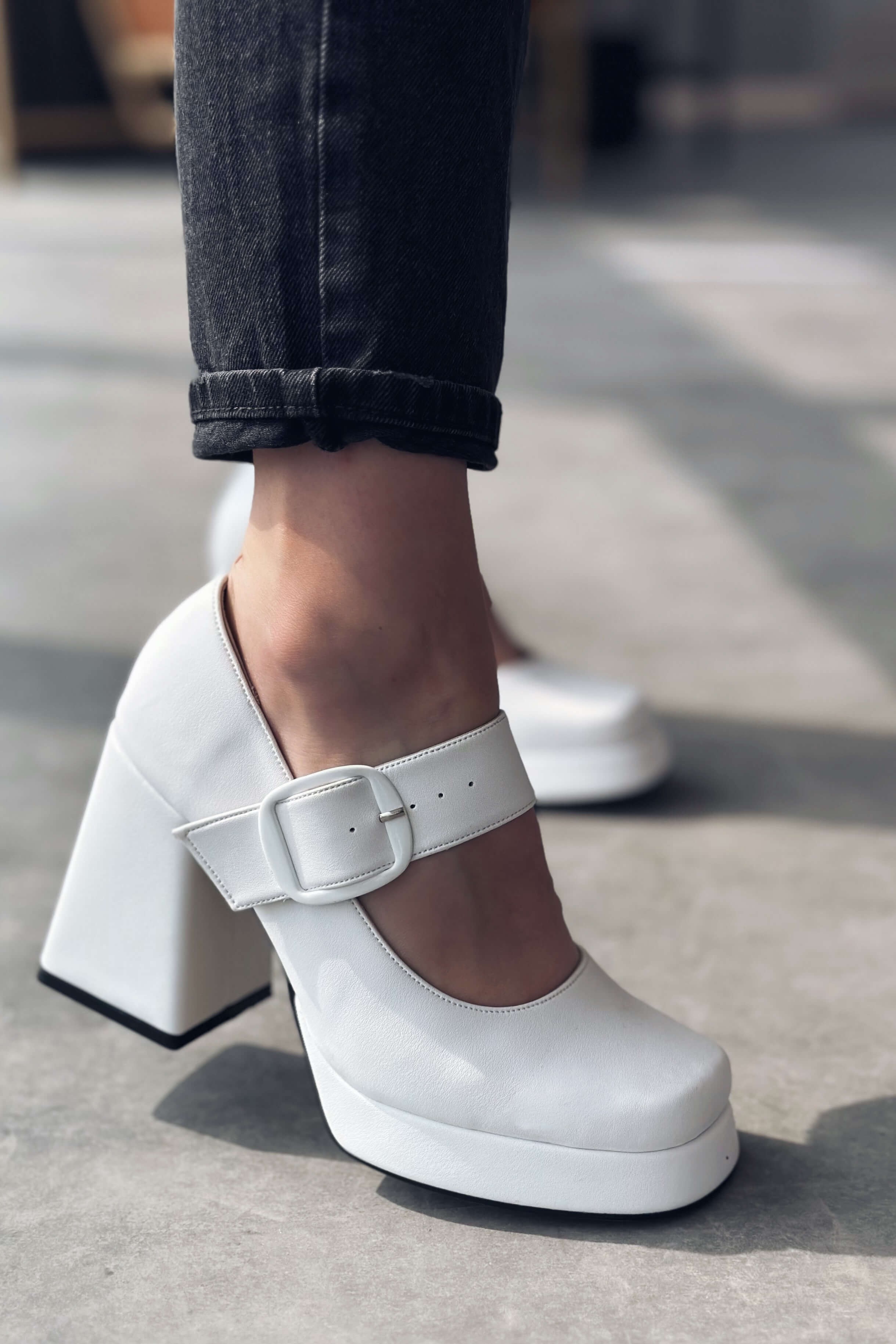 Alpons Mat Deri Kadın Platform Topuklu Ayakkabı Beyaz