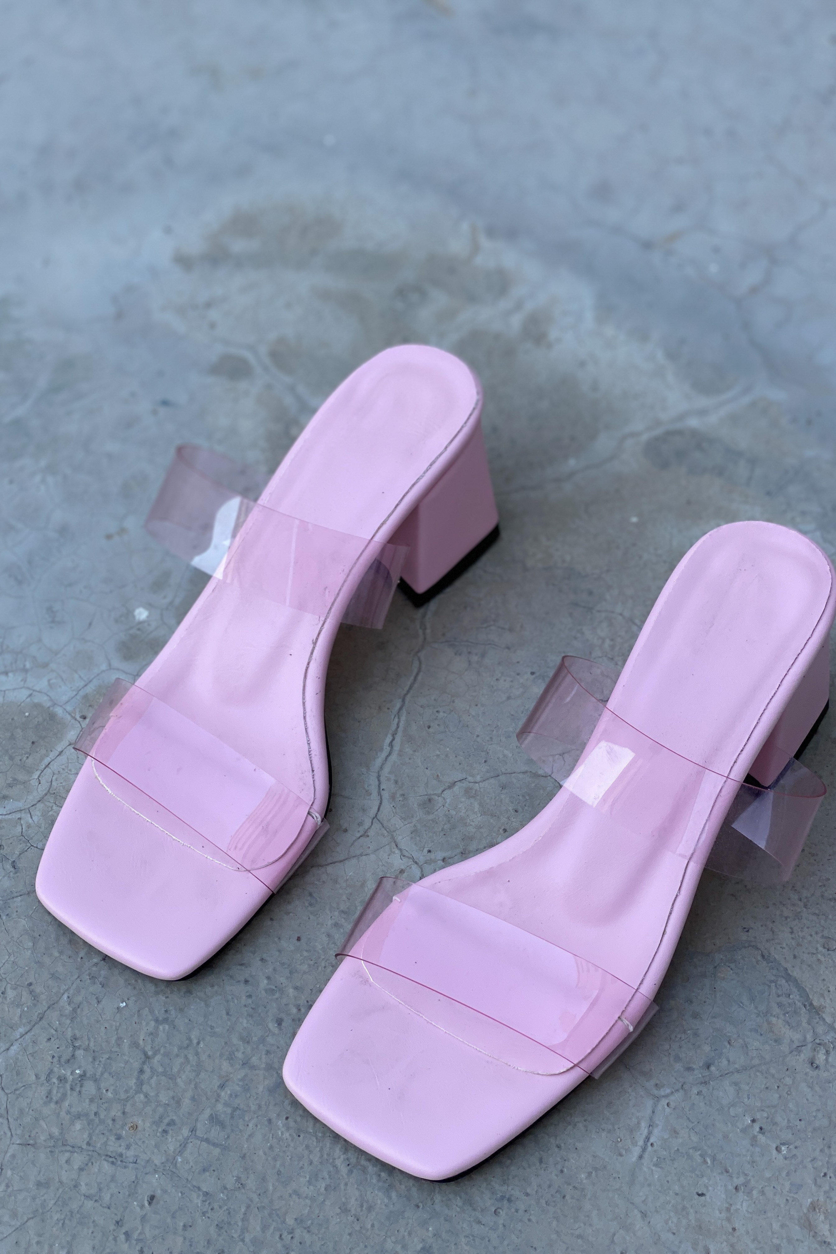 Joliba matte leather short heeled slippers powder