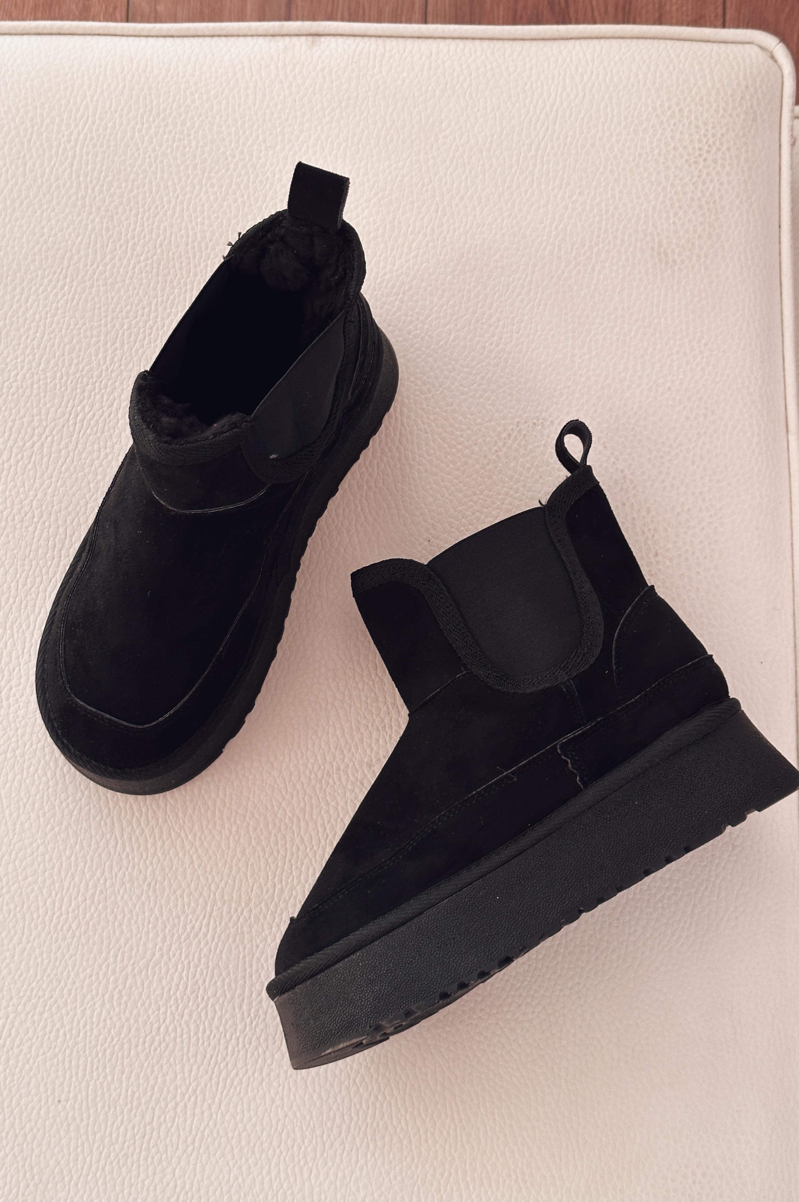 Cosve suede thick base female boat black