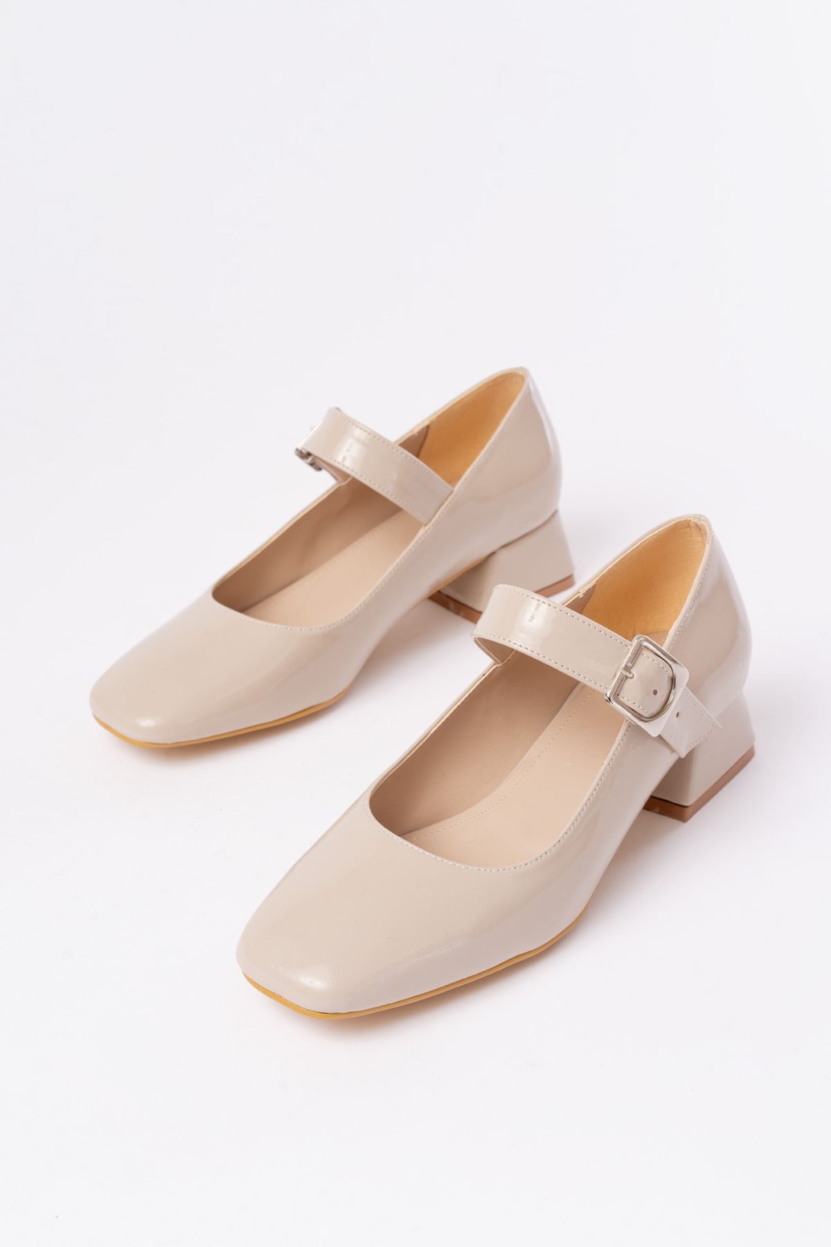 Lexyro Beige Heeled Women's Shoes