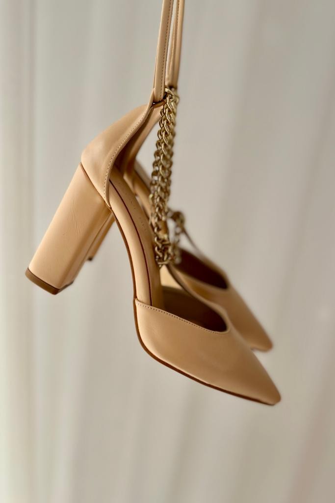 Jonave matte leather chain woman high heeled stiletto nude