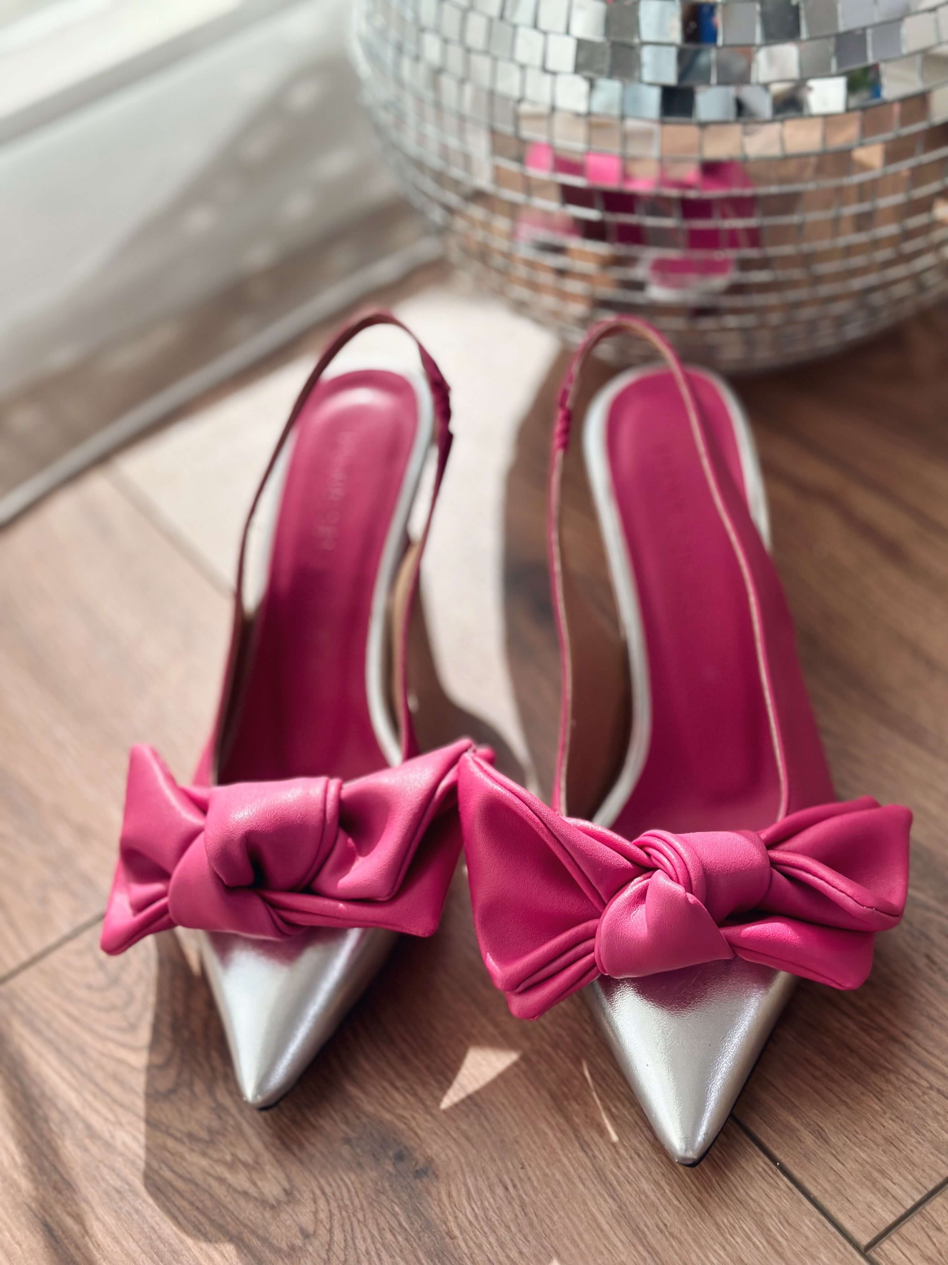Helsin matte leather ribbon detailed woman stiletto fuchsia pink