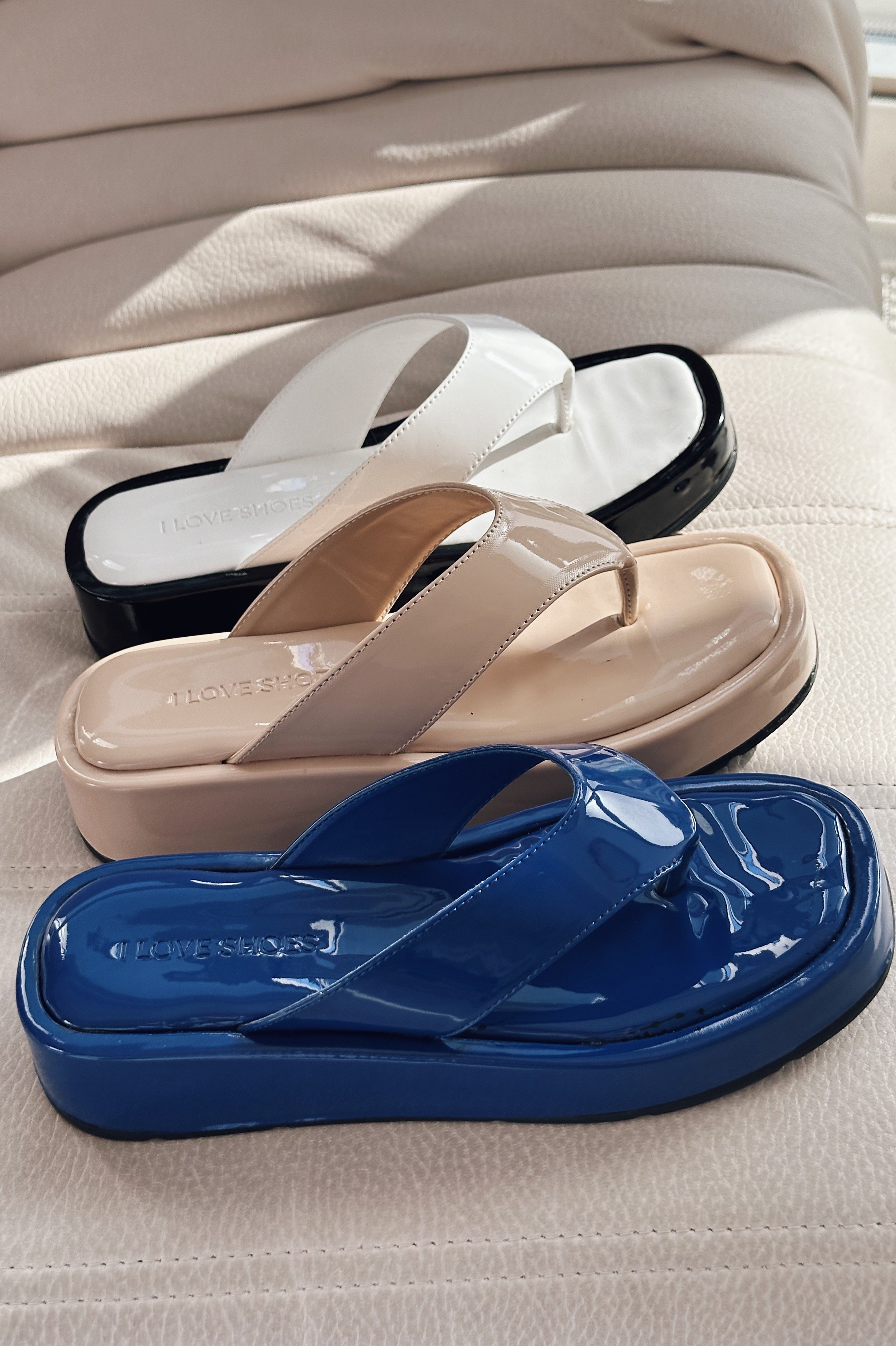 Sarend Patent Leather Women's Flip Flops Saks Blue