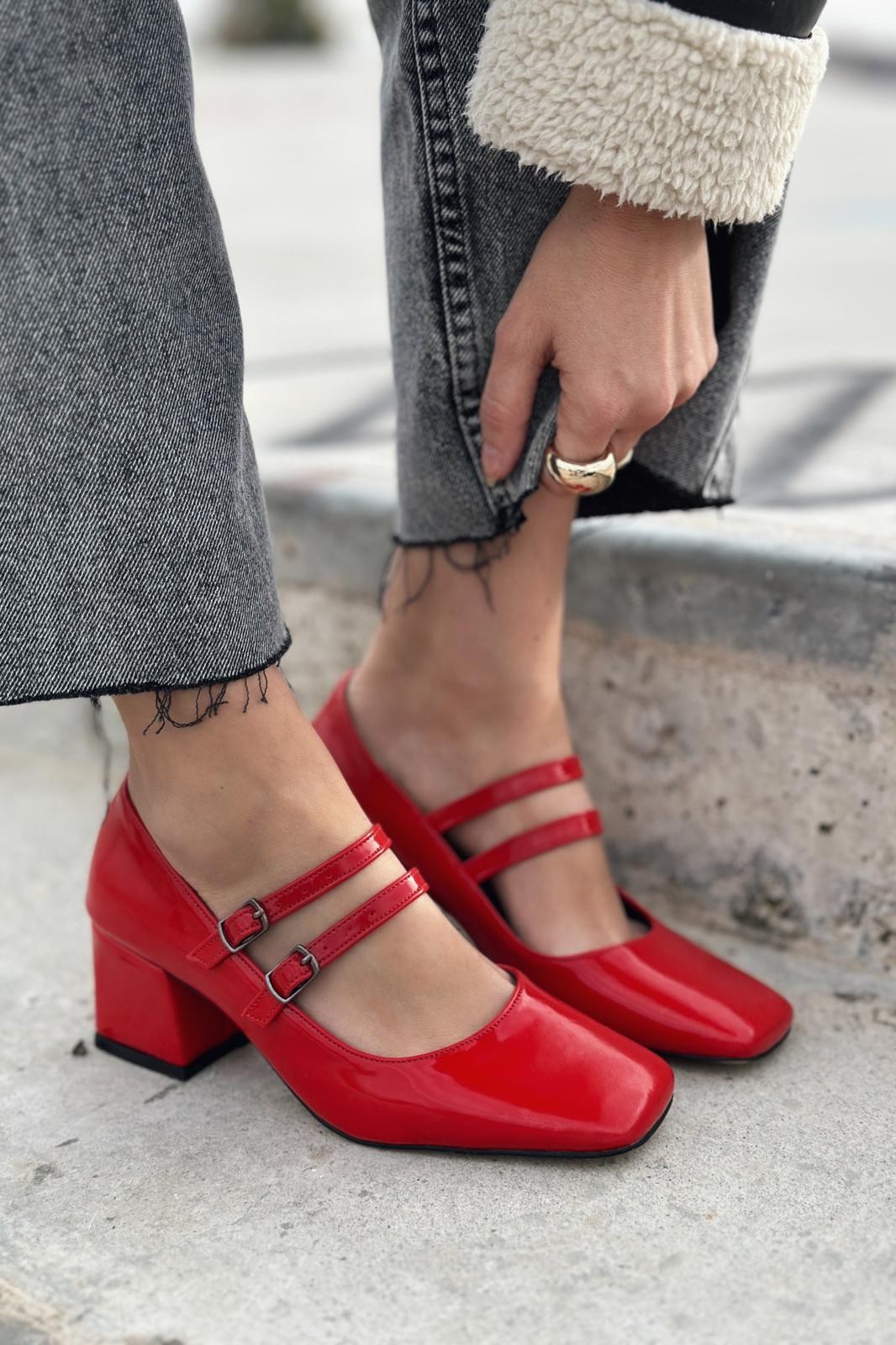 Rintas Rugan Mary Jane Kadın Topuklu Ayakkabı Kırmızı