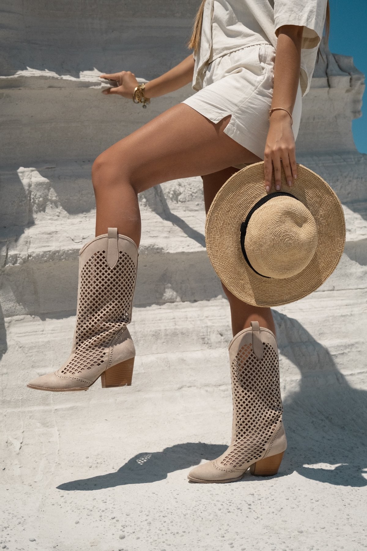 Debaros suede women's cottage cowboy boots beige