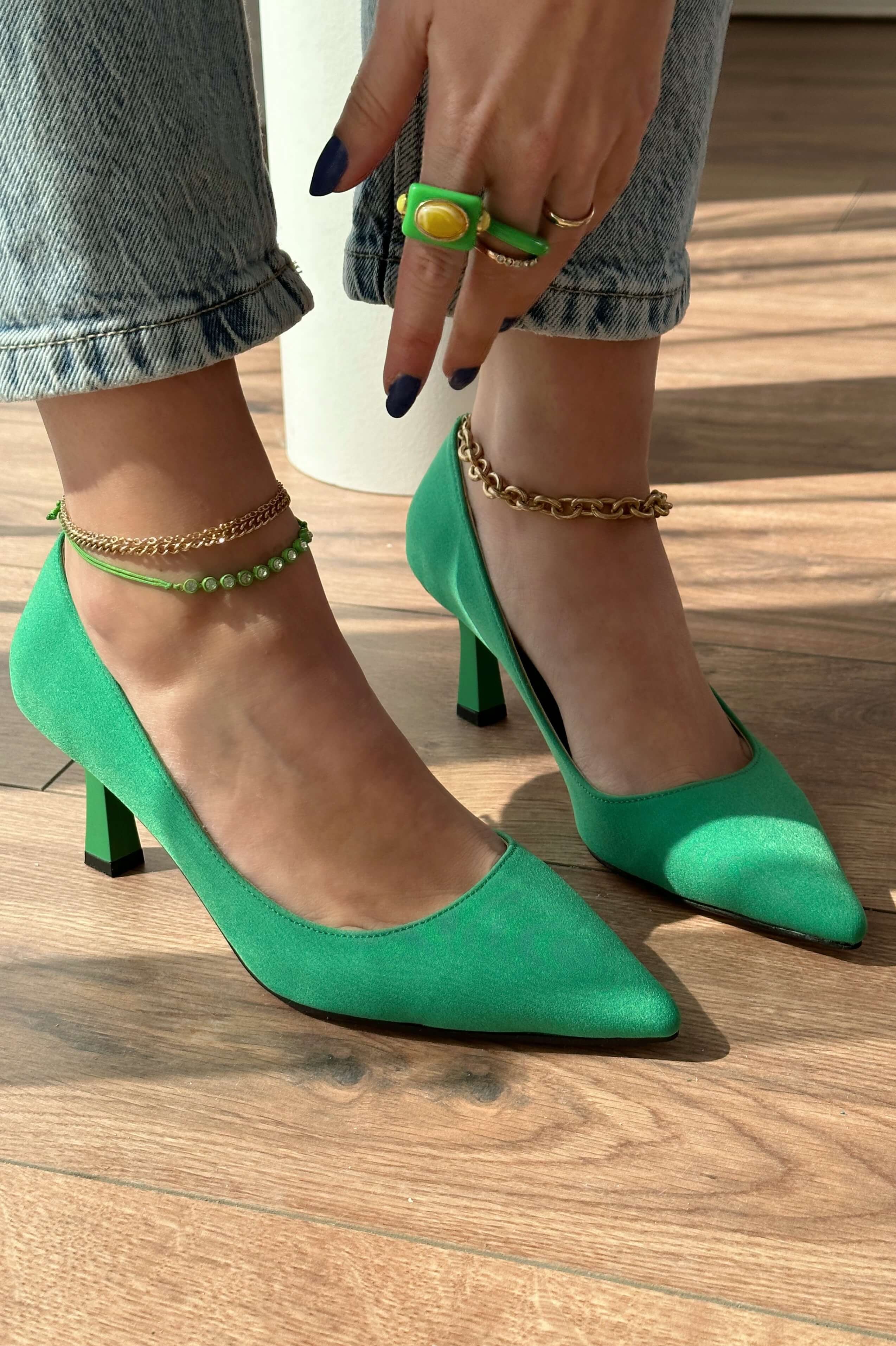 Lora Satin Short Heel Woman Stiletto Green