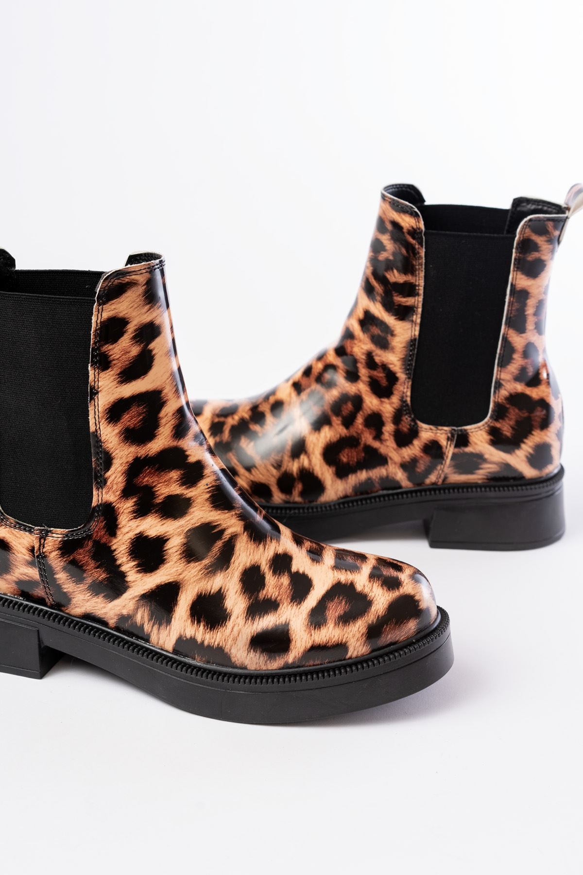 Soluna Leopard Patterned Elastic Women's Boots