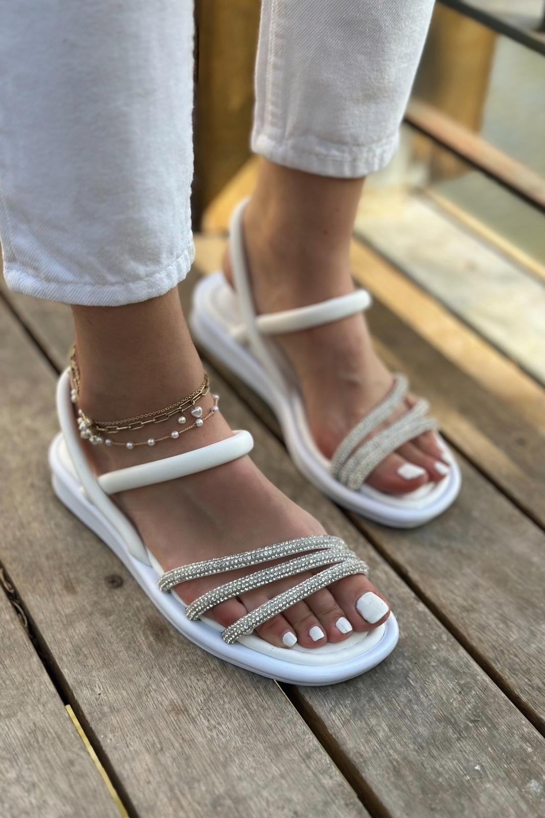 Vonex mat leather woman sandals white