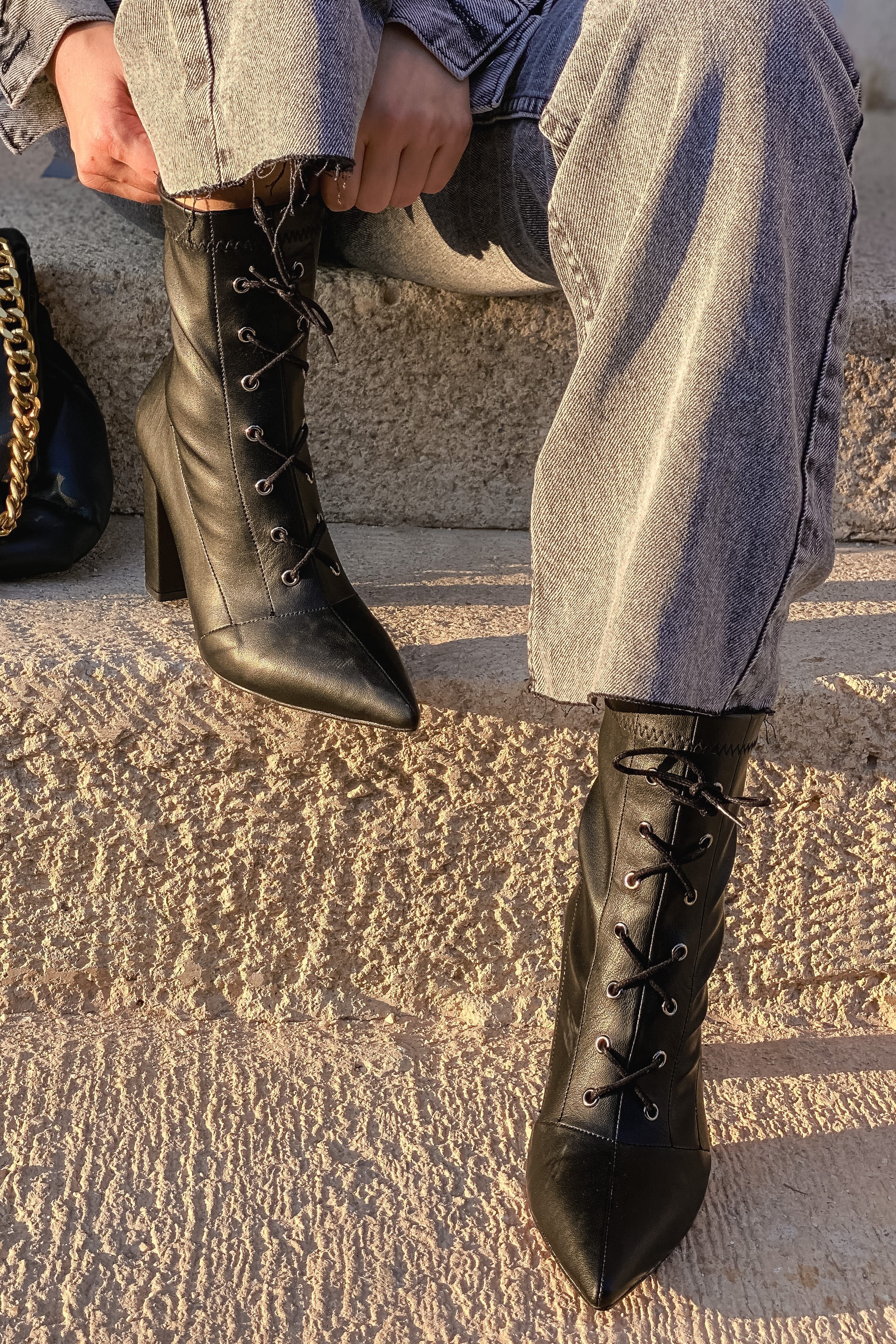 Ranteno Kadın Mat Deri Topuklu Bot Siyah