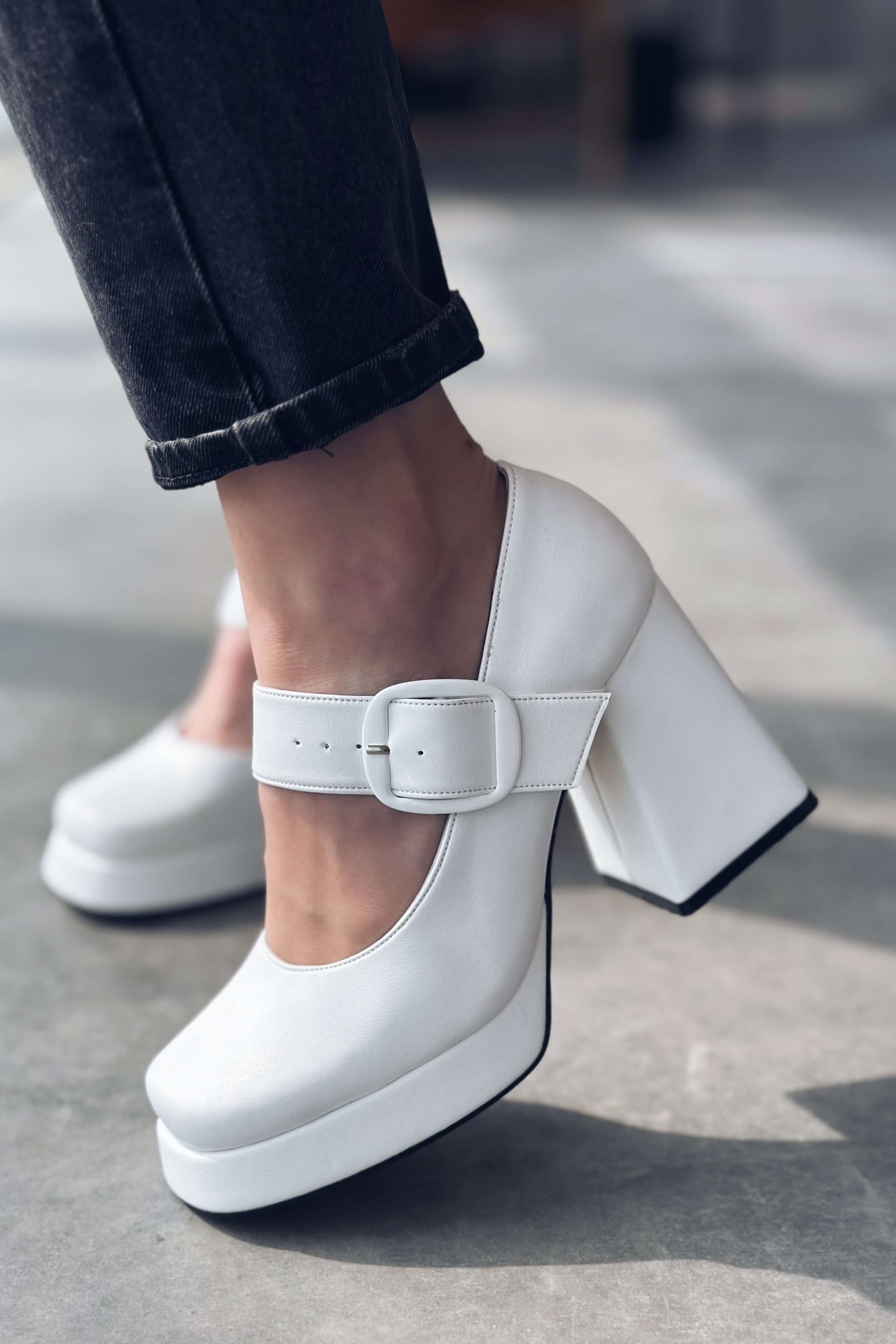 Alpons Matte Leather Women's Platform Heel Shoes White