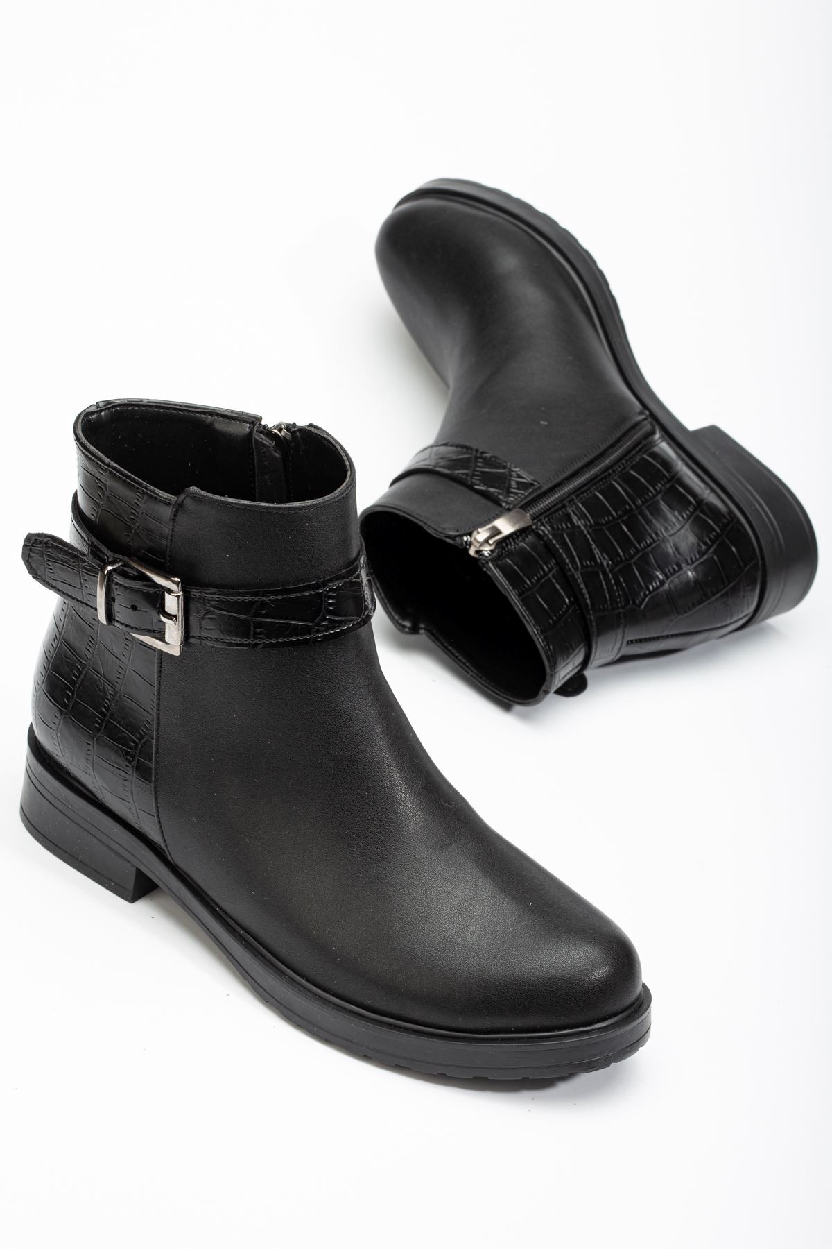 Elvoris Black Croc Zipper Women's Boots