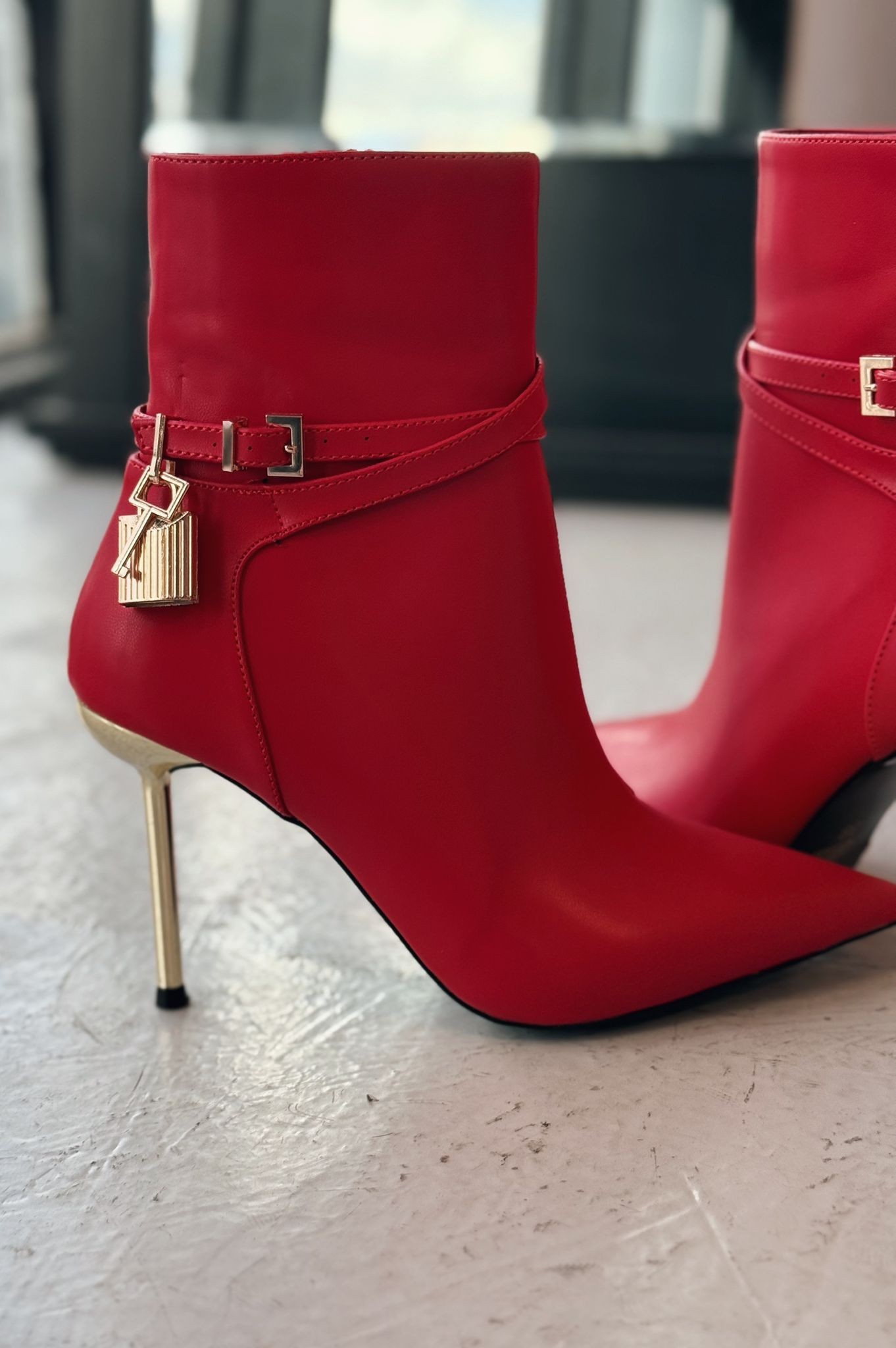 Teronsa Red Heeled Women's Boots