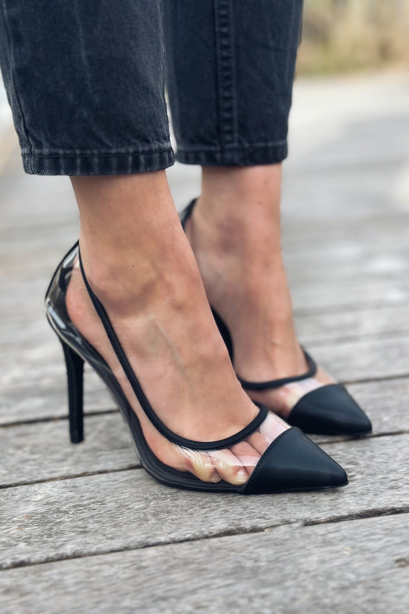 Ronse Matte Leather Transparent Stiletto Black