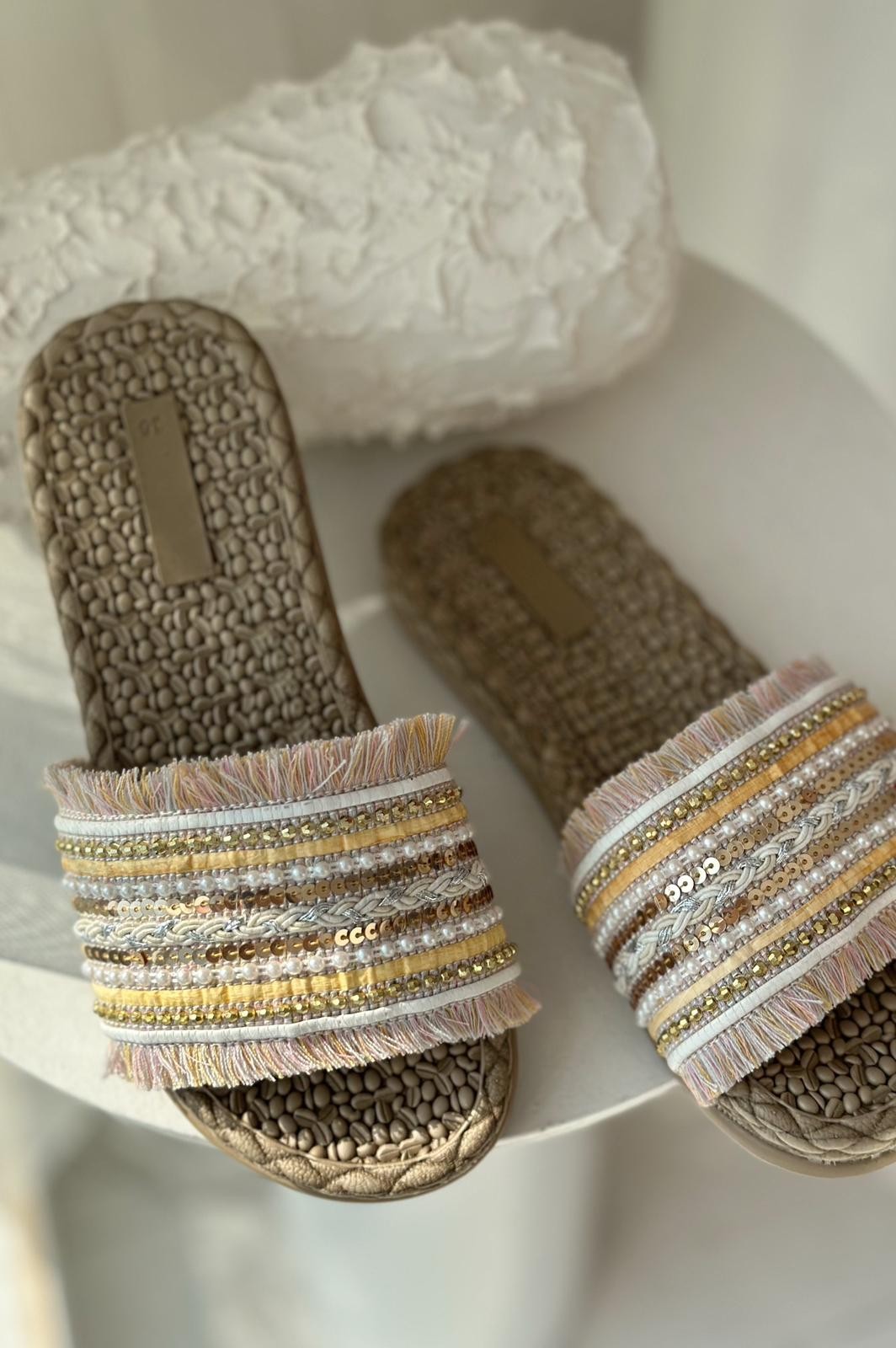 Forvi tassel detailed female slippers powder