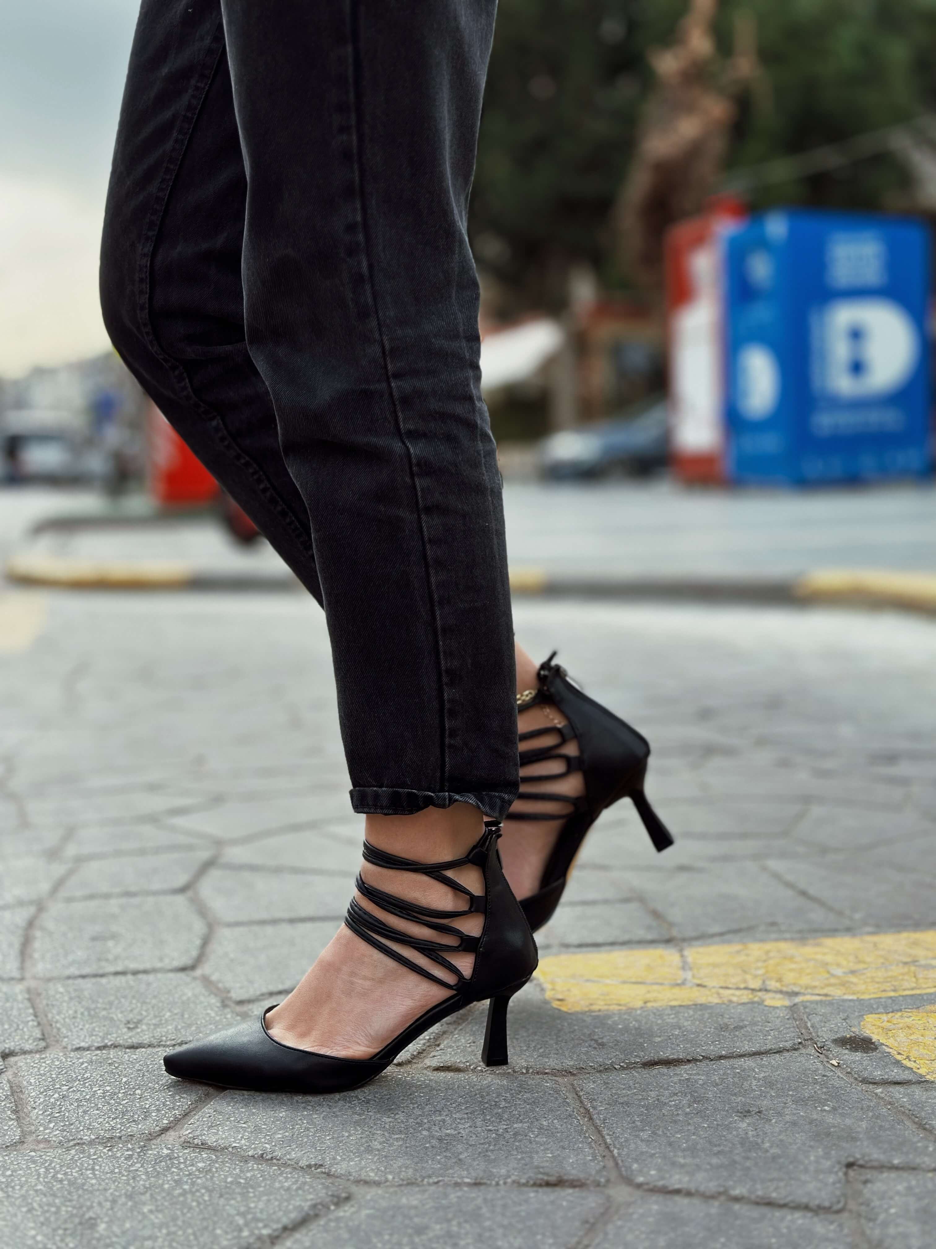 Milena Mat Deri Kısa Topuklu Kadın Stiletto Siyah