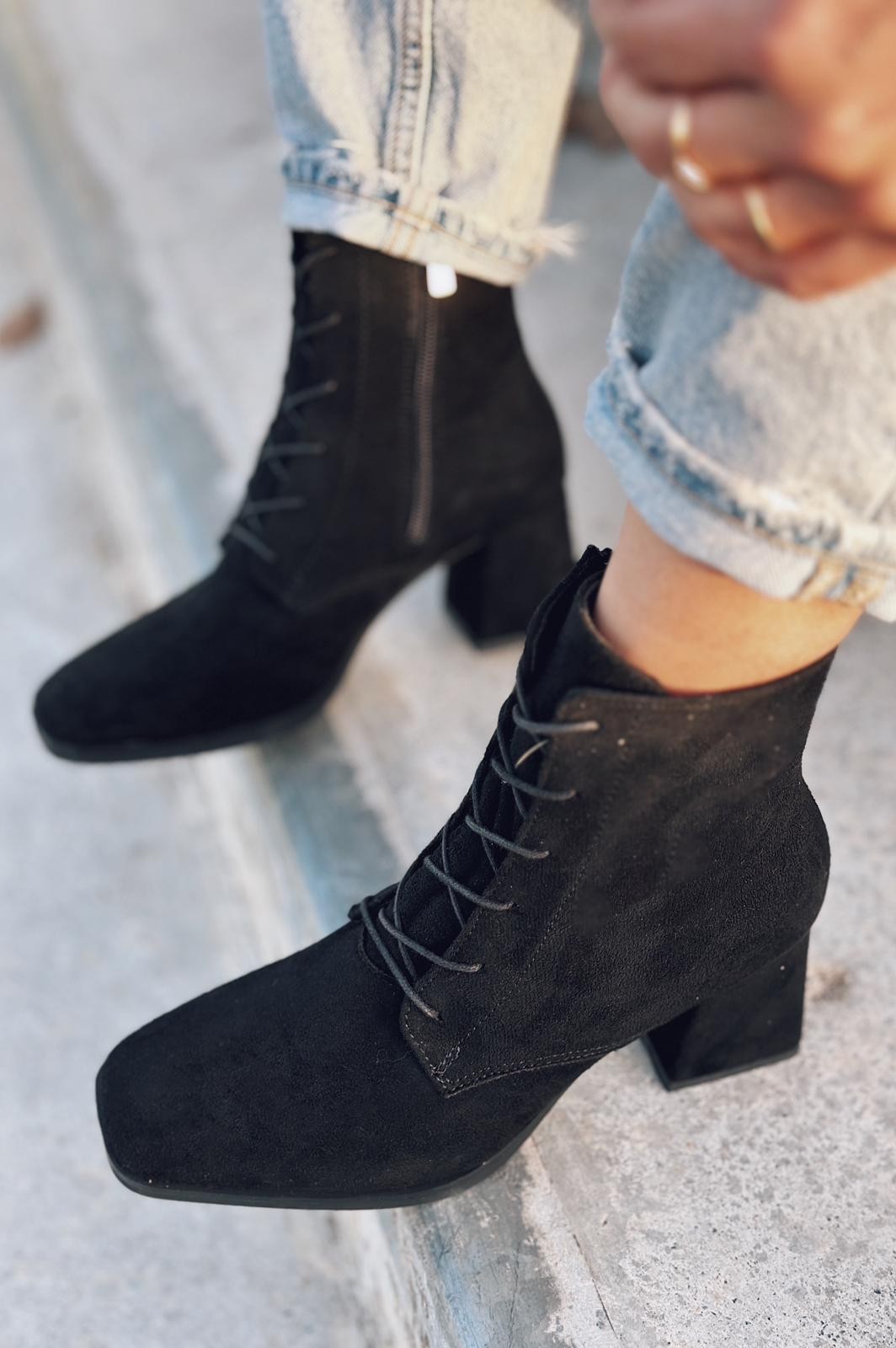 Rament Suede Lace-up Women's Boots Black