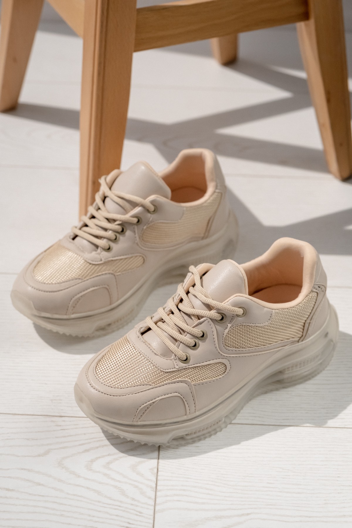 Treego matte leather sneakers nude