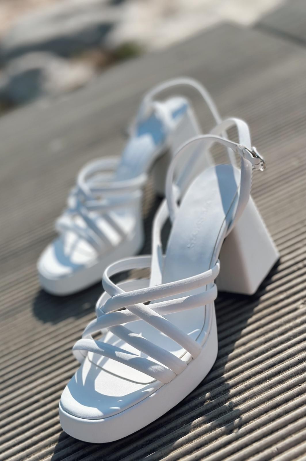 Olida Mat Deri Kadın Platform Topuklu Ayakkabı Beyaz