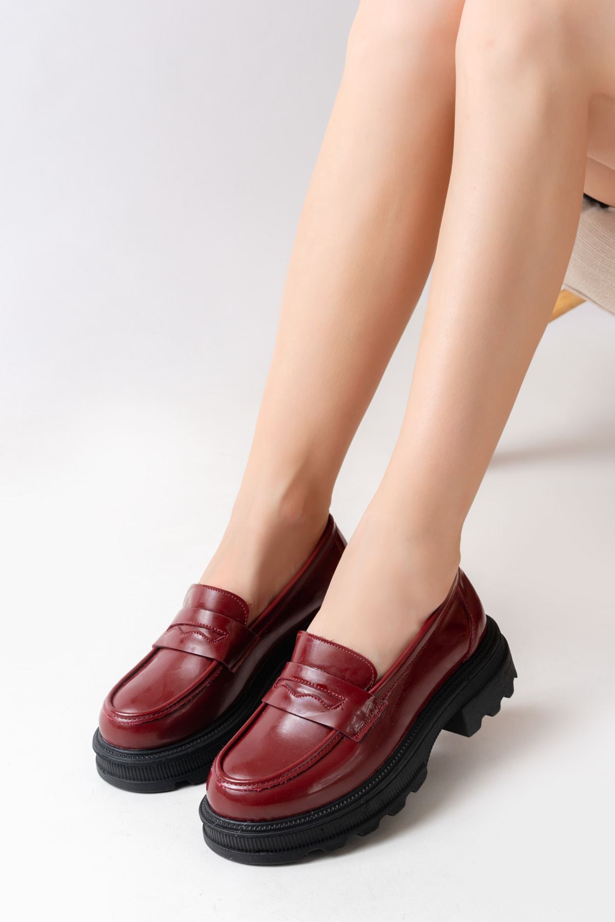 Zarlin Burgundy Women's Loafer Shoes