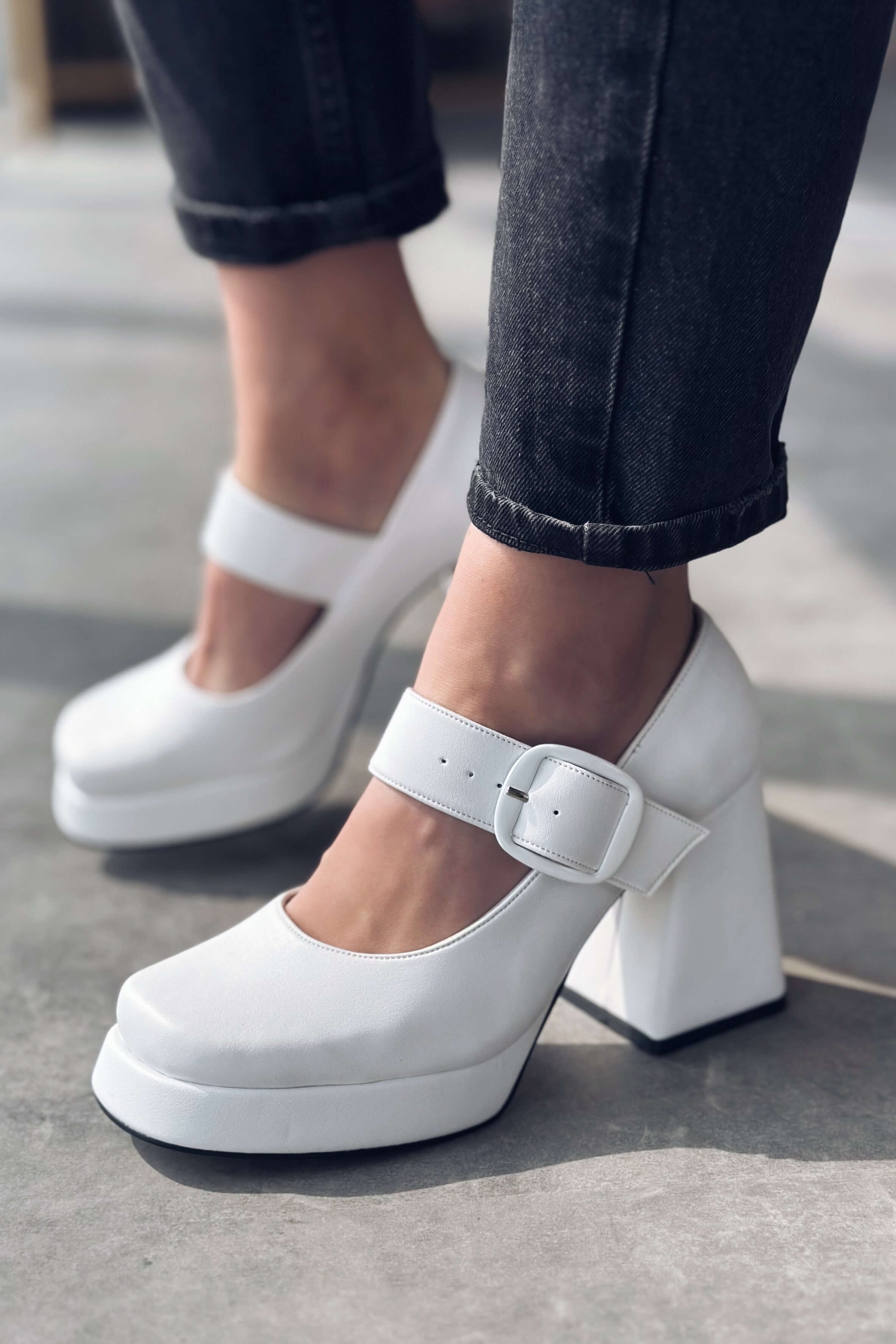 Alpons Matte Leather Women's Platform Heel Shoes White