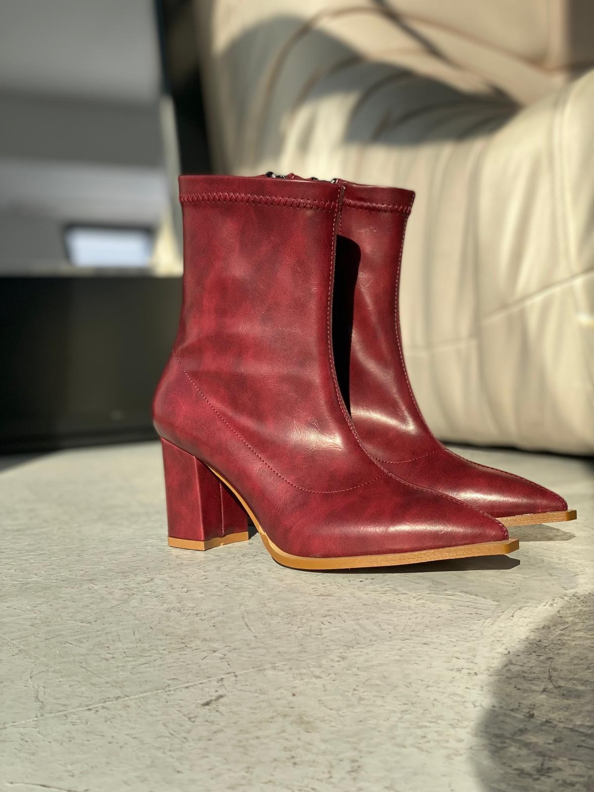 Selvora Stretch Burgundy Women's Boots