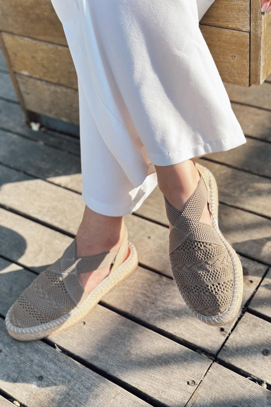 Bovena Tekstil Lastik Detaylı Espadril Kahverengi