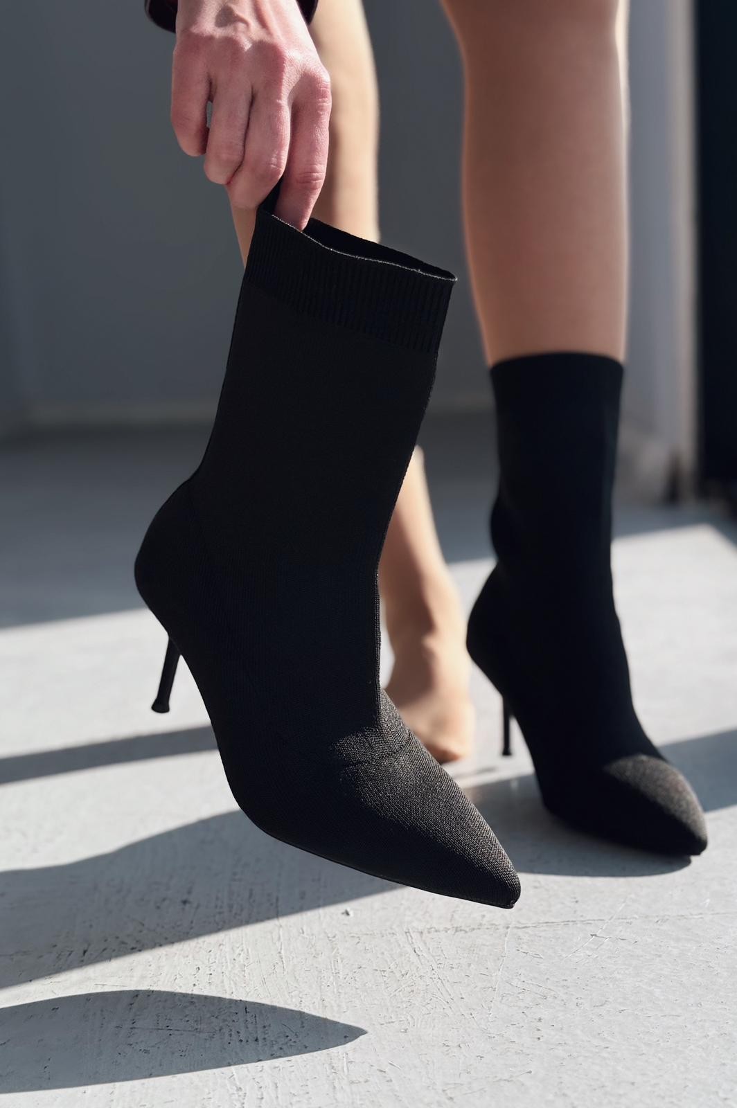 Nosenda Knit Heeled Black Women's Boots