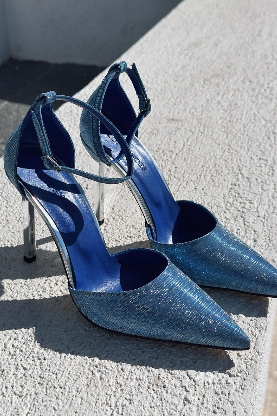 Wolly Shiny Leather Heel Detailed Stiletto Blue