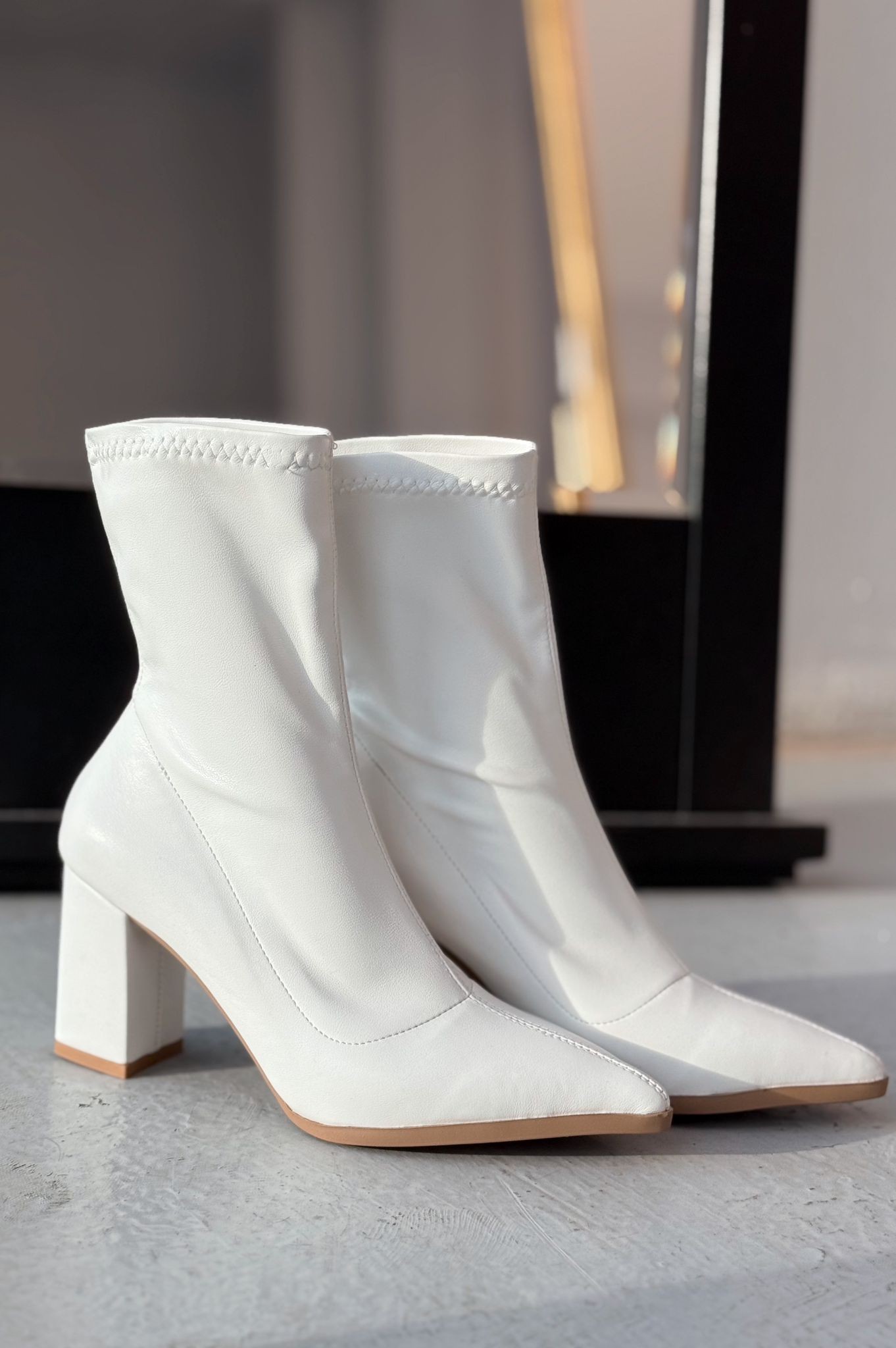 Ardews Heeled Sock Boots White Women