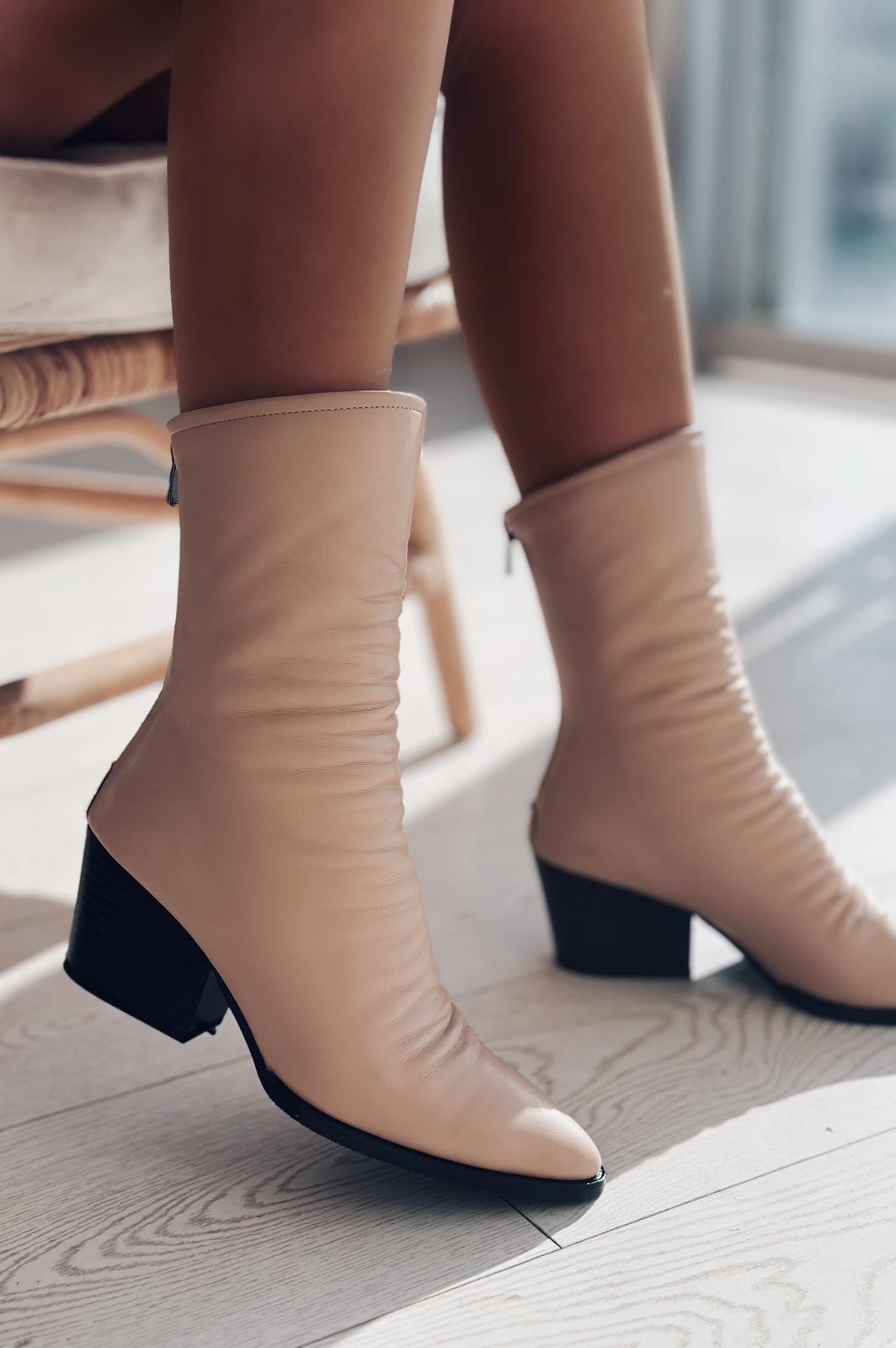 Darinsa Nude Boots with Matte Leather Zipper Detail