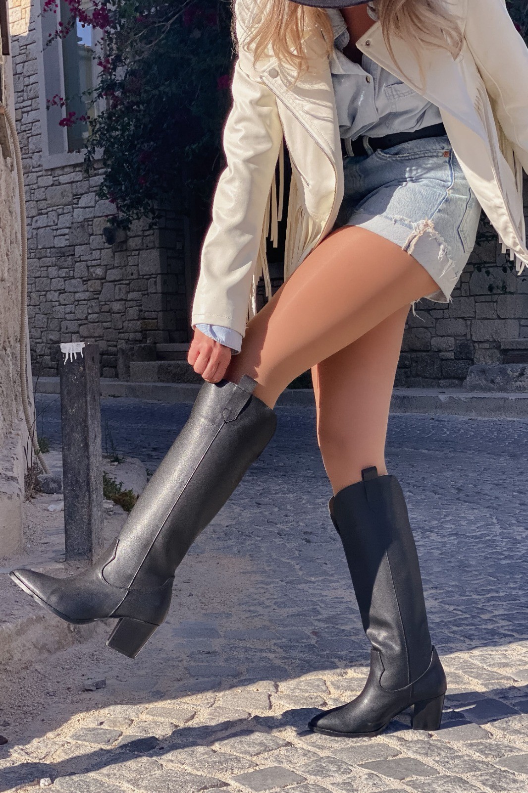 Lenday woman matte leather boots black
