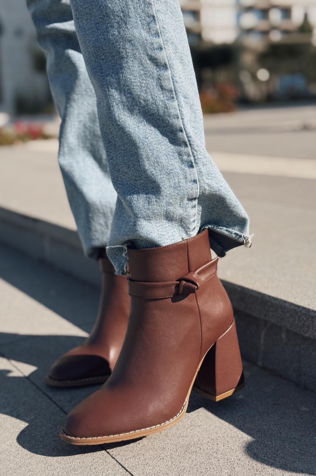 Oxsend Bow Dark Brown Heeled Women's Boots