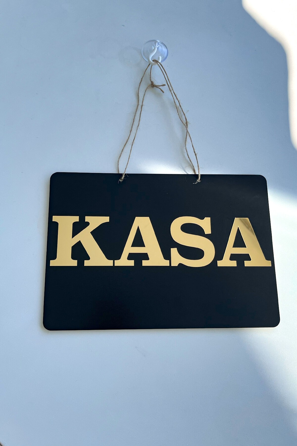 KASA Yazılı Yönlendirme Tabelası - Siyah MDF Üzeri Gold Aynalı Pleksi (29x20 cm)