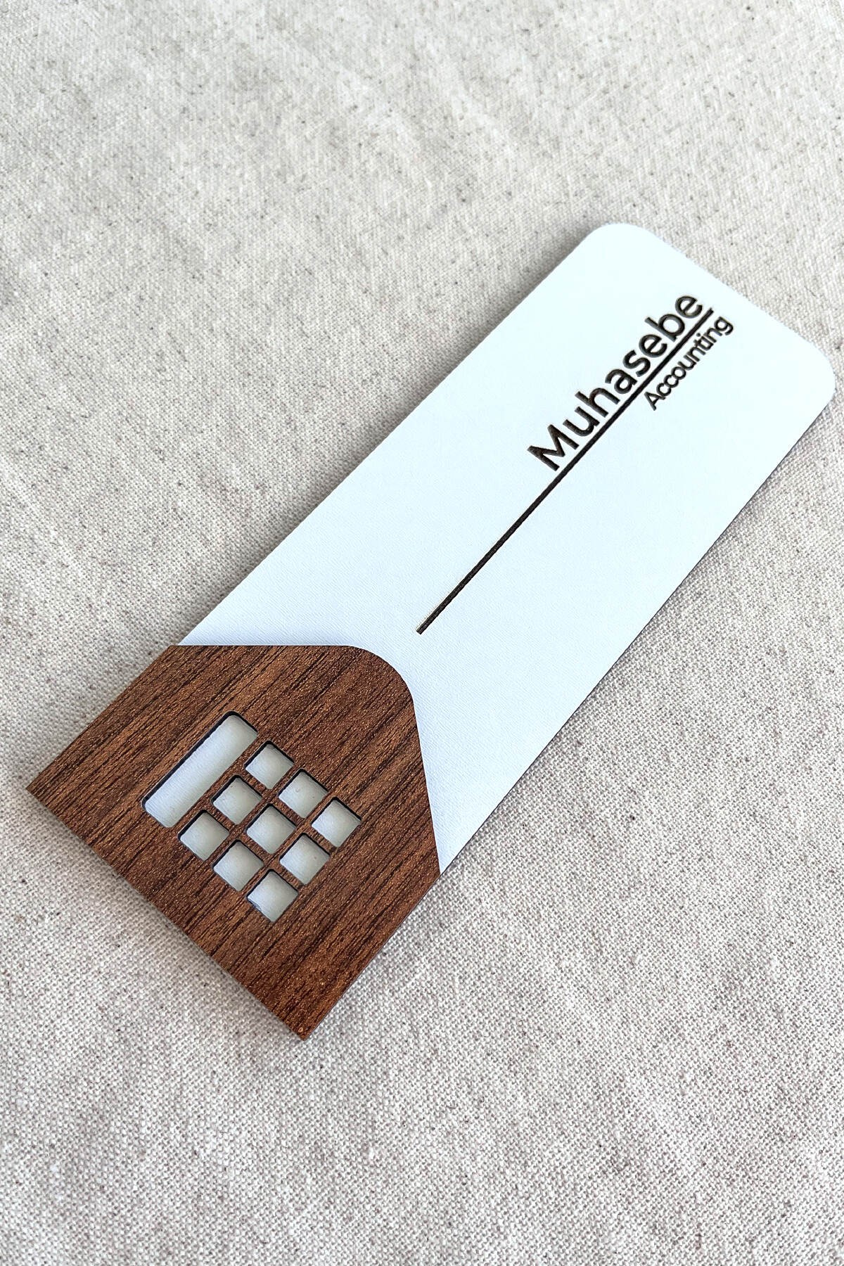 Muhasebe Kapı Tabelası – MDF Ofis Oda İsimliği | 19x7 cm Çift Katmanlı
