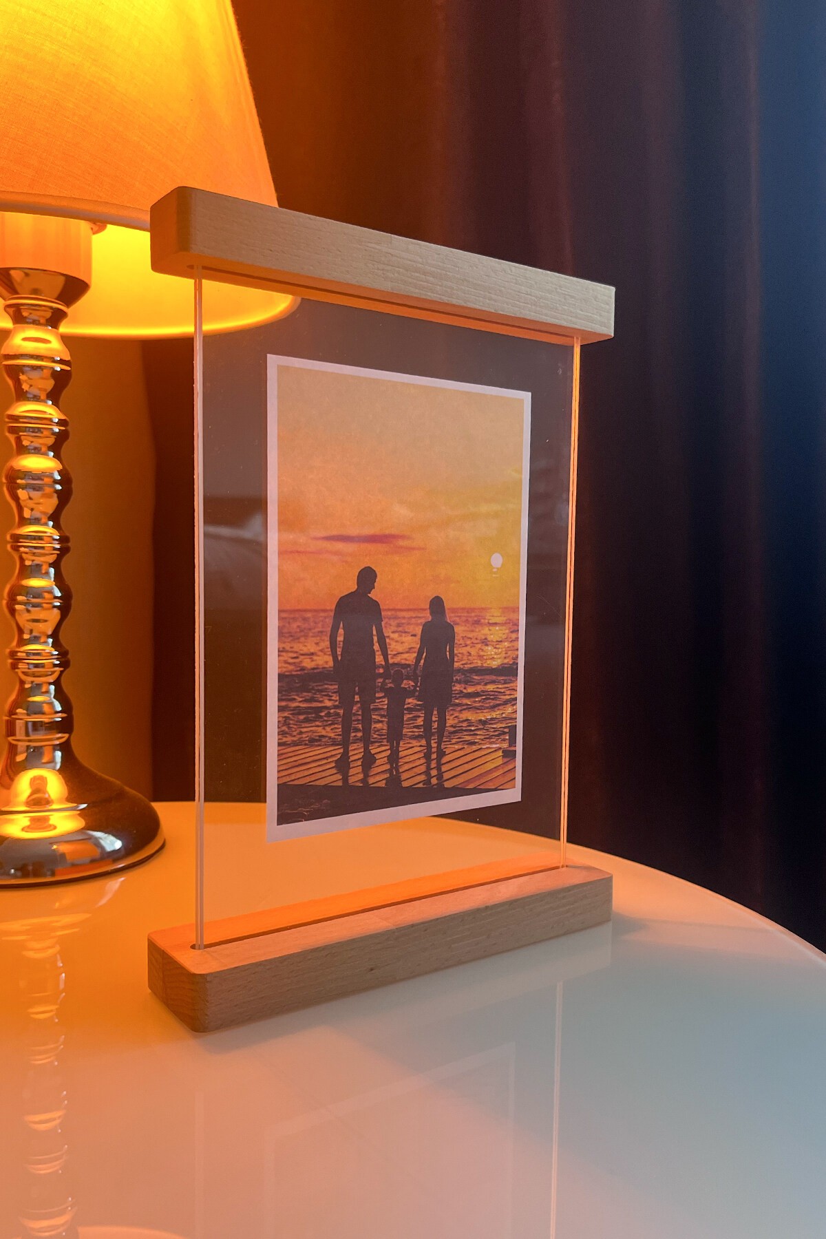 Ahşap Çift Taraflı Fotoğraflık – Kayın Ağacı & Şeffaf Pleksi