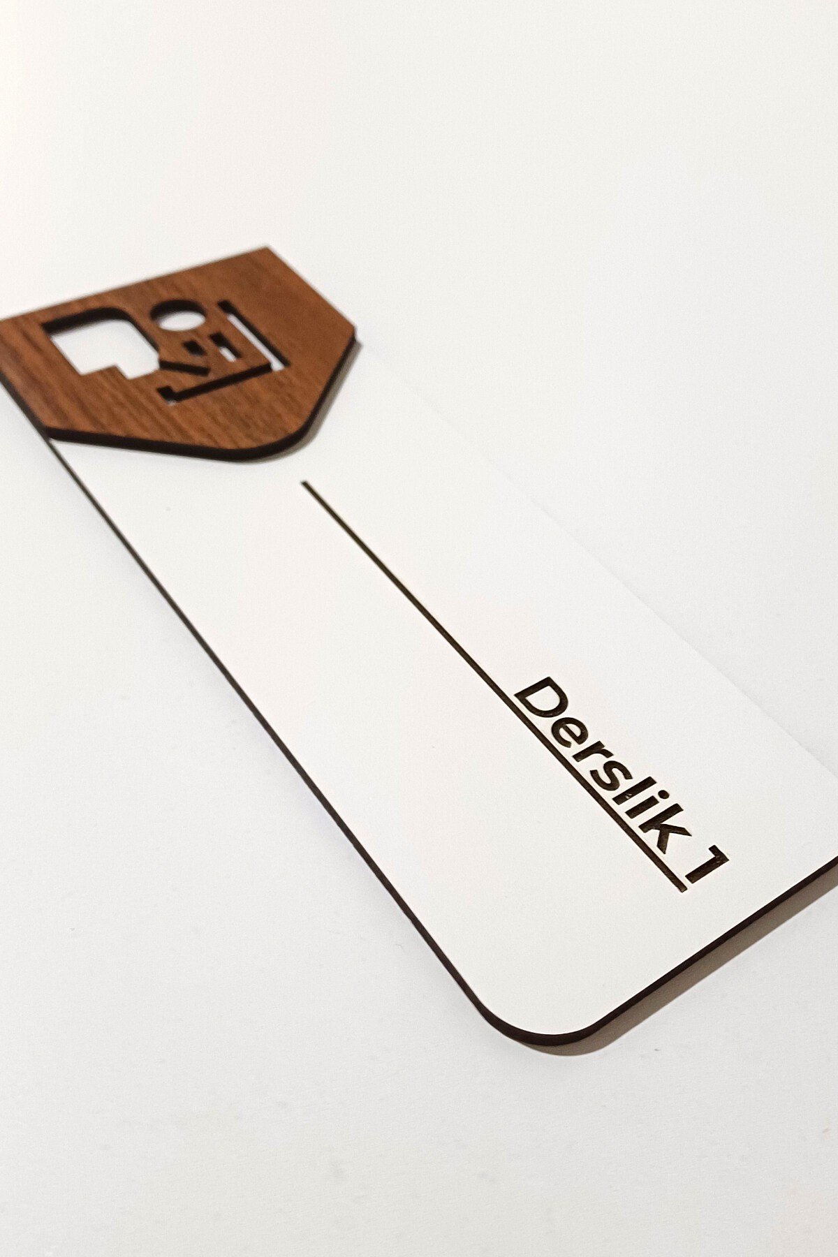 Sınıf ve Derslik Kapı Tabelası – MDF Okul Yönlendirme Levhası | 19x7 cm Çift Katmanlı