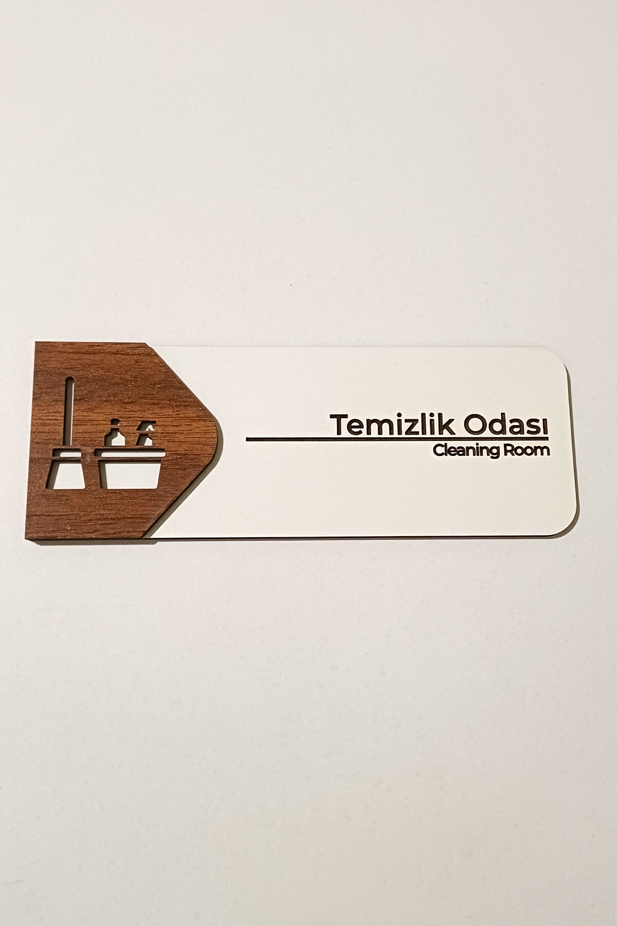 Temizlik Odası Kapı Tabelası – 19x7 cm Çift Katmanlı, Çift Taraflı Bantlı