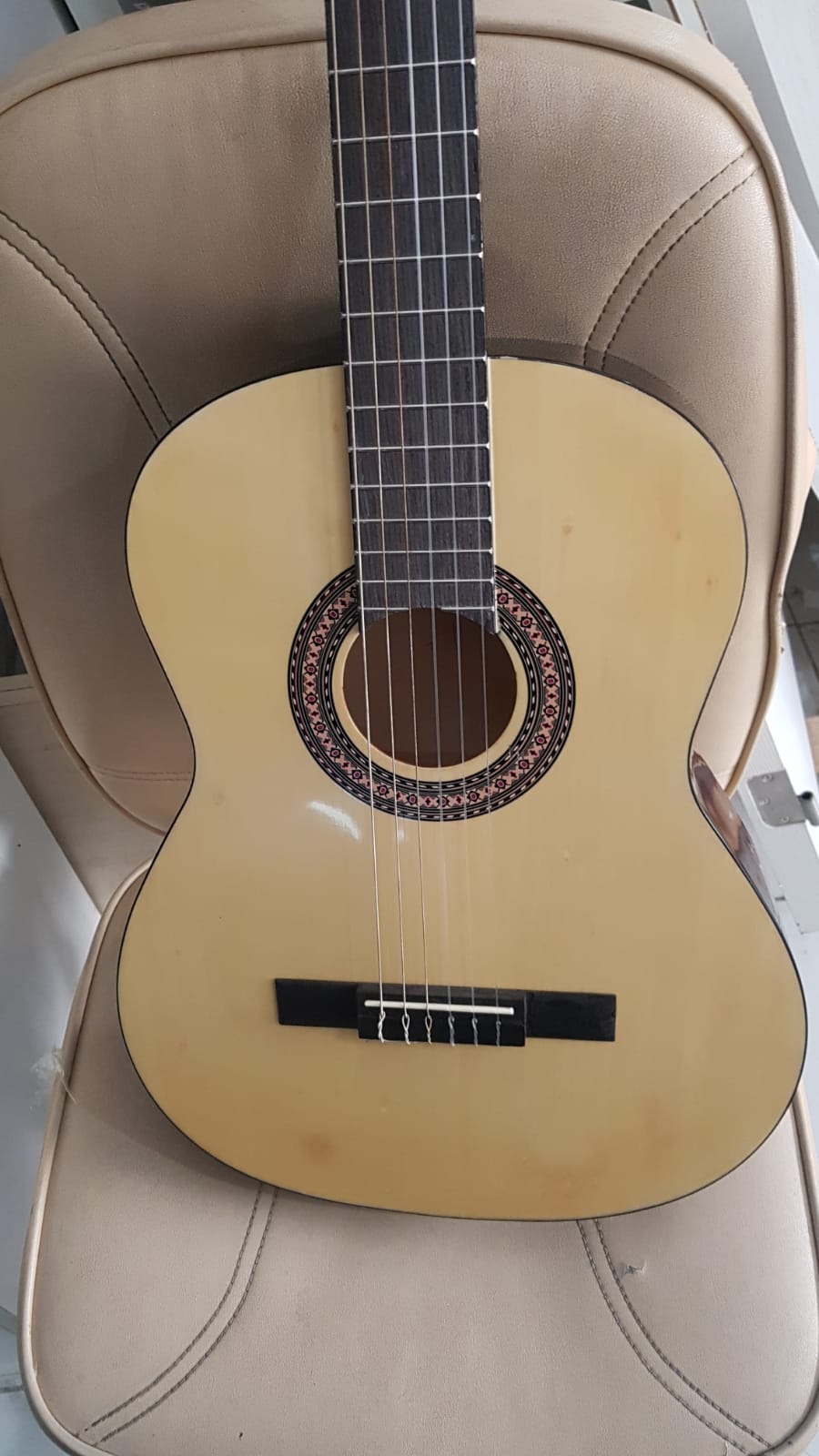 Spot Klasik Gitar 13 Adet Var detay