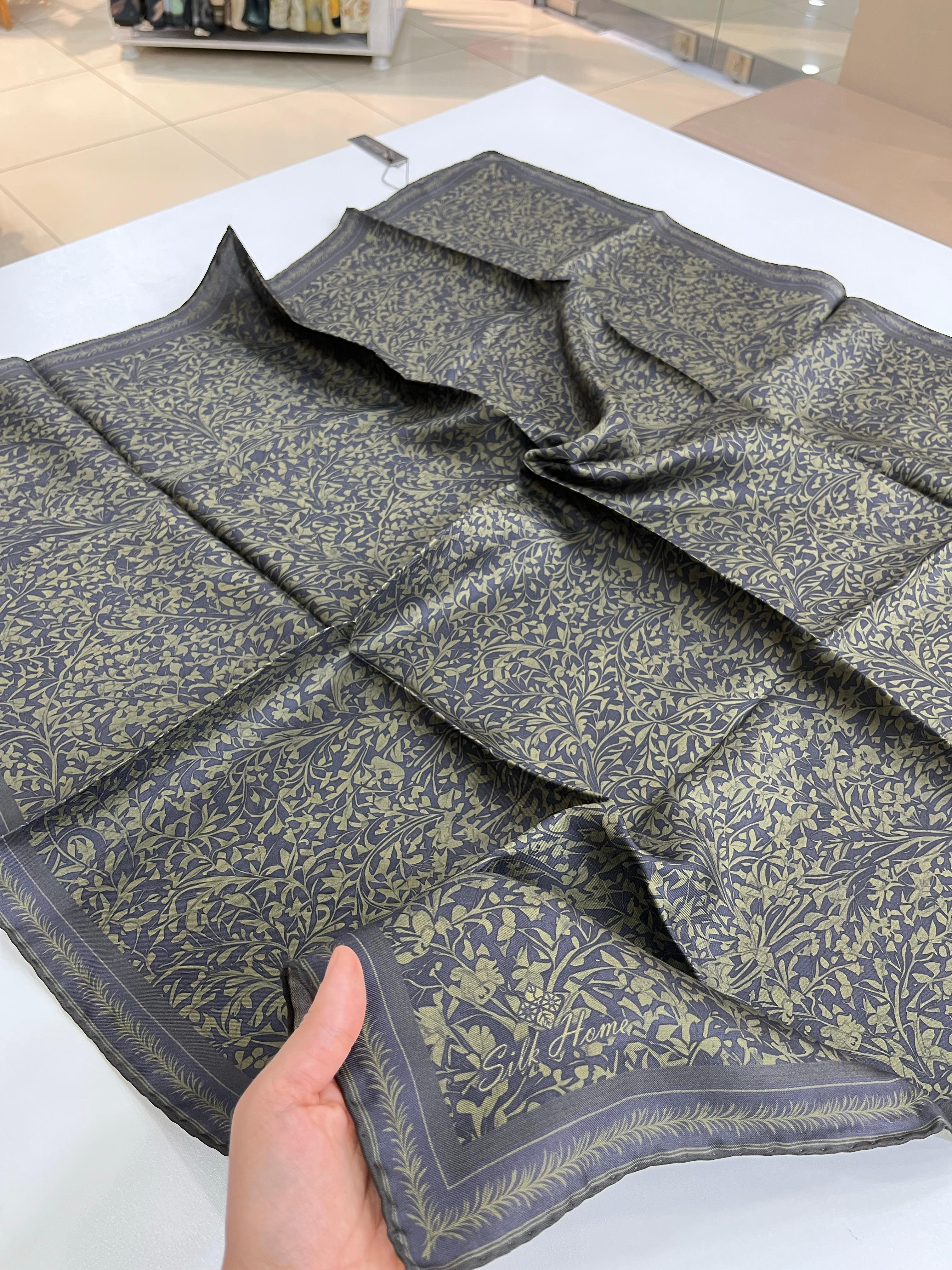 Silk Home Tivil İpek Eşarp