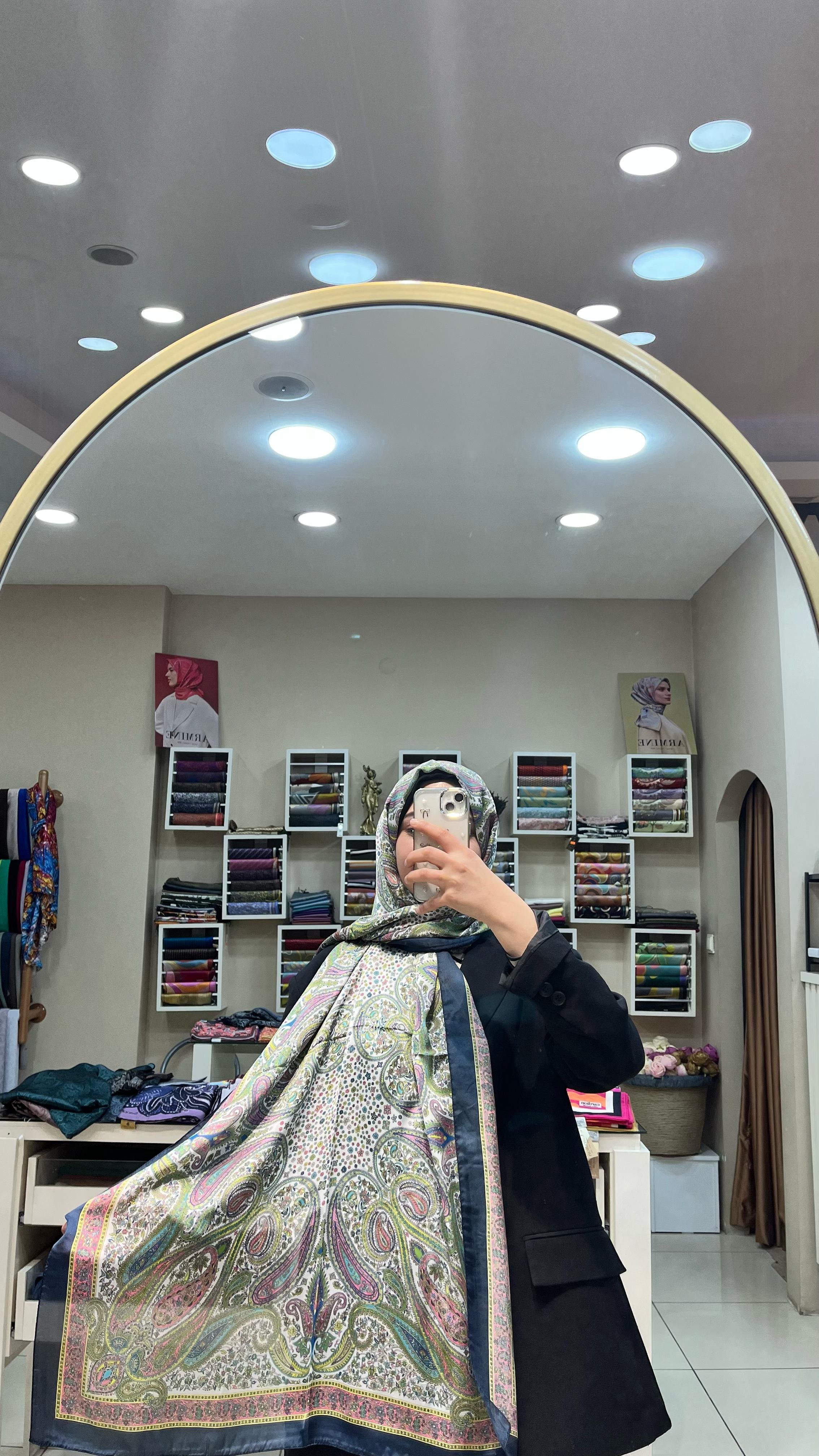 Luven Sara Hint İpeği şal