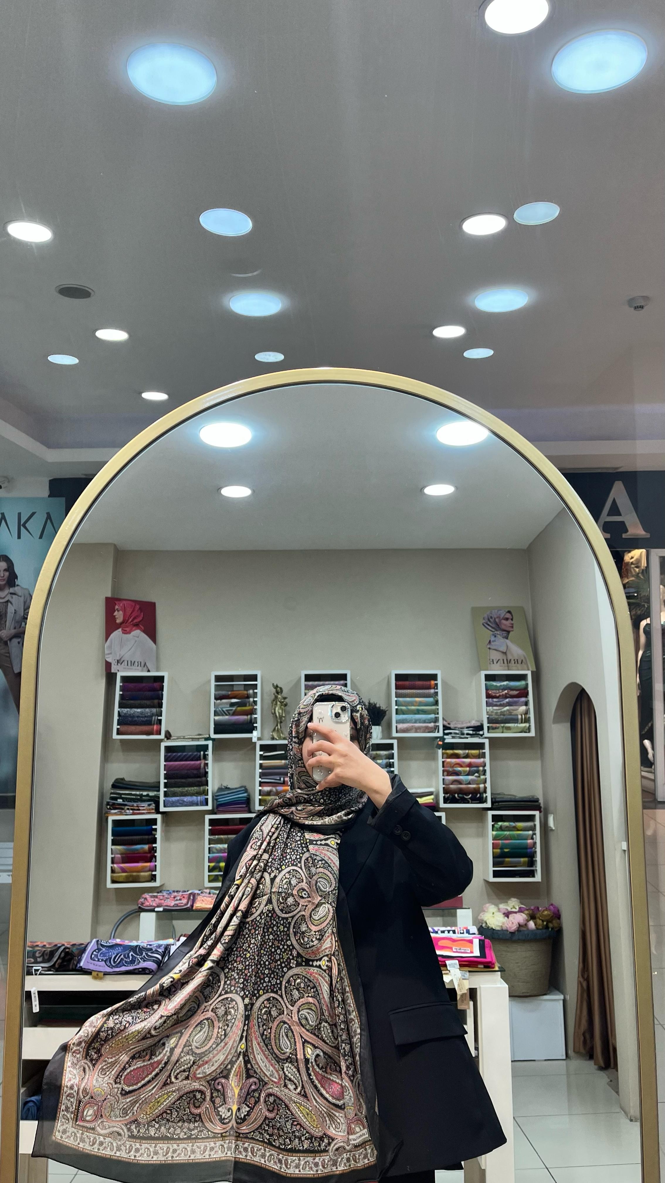 Luven Sara Hint İpeği şal