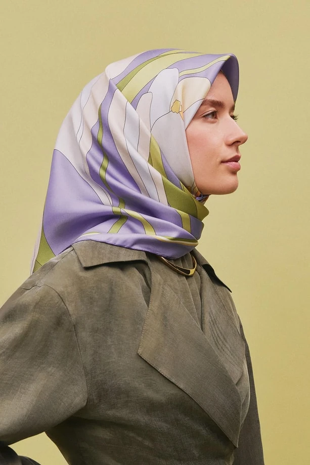 ARMİNE SURA İPEK EŞARP 9302-06