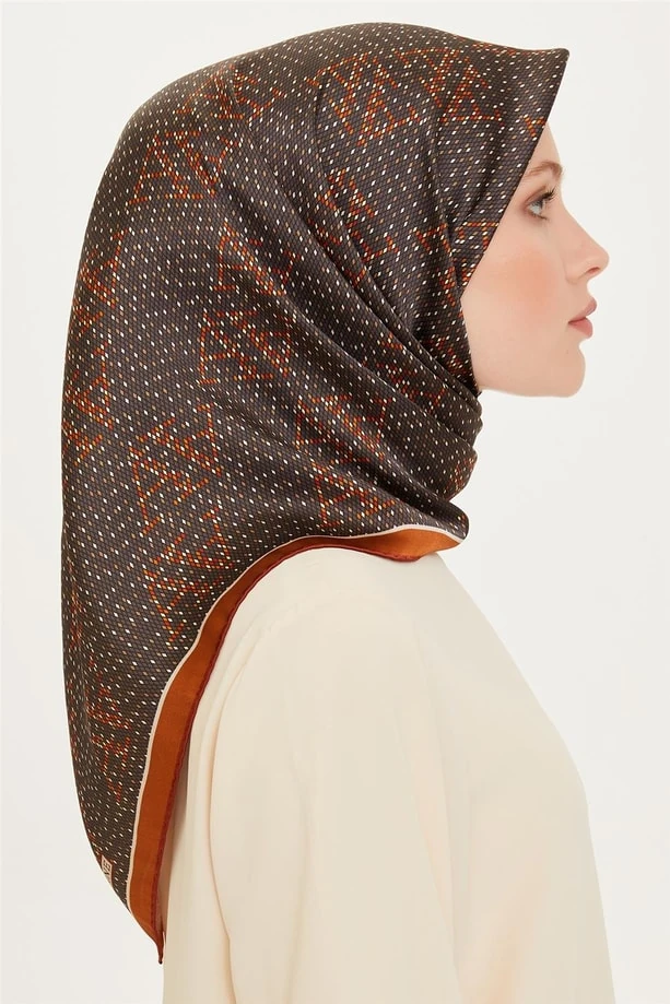 ARMİNE SURA İPEK EŞARP 9228-84