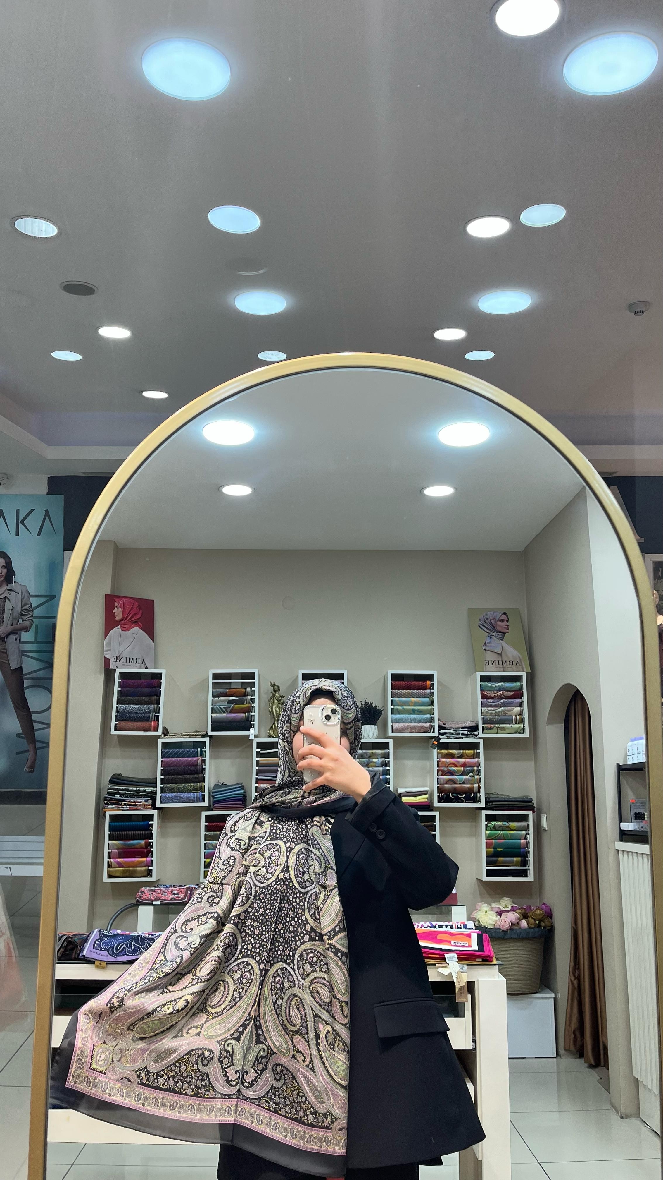 Luven Sara Hint İpeği şal