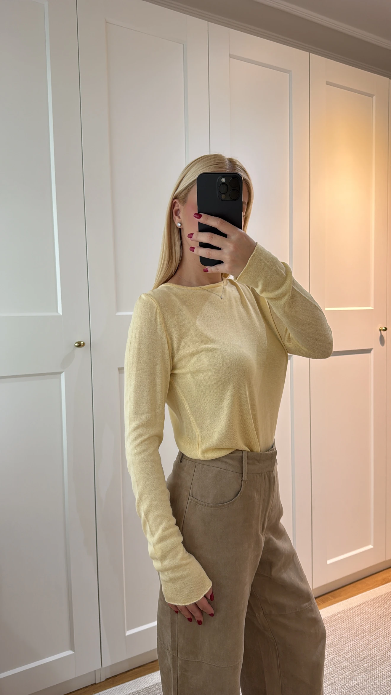 SARI UZUN KOLLU TRANSPARAN BLUZ