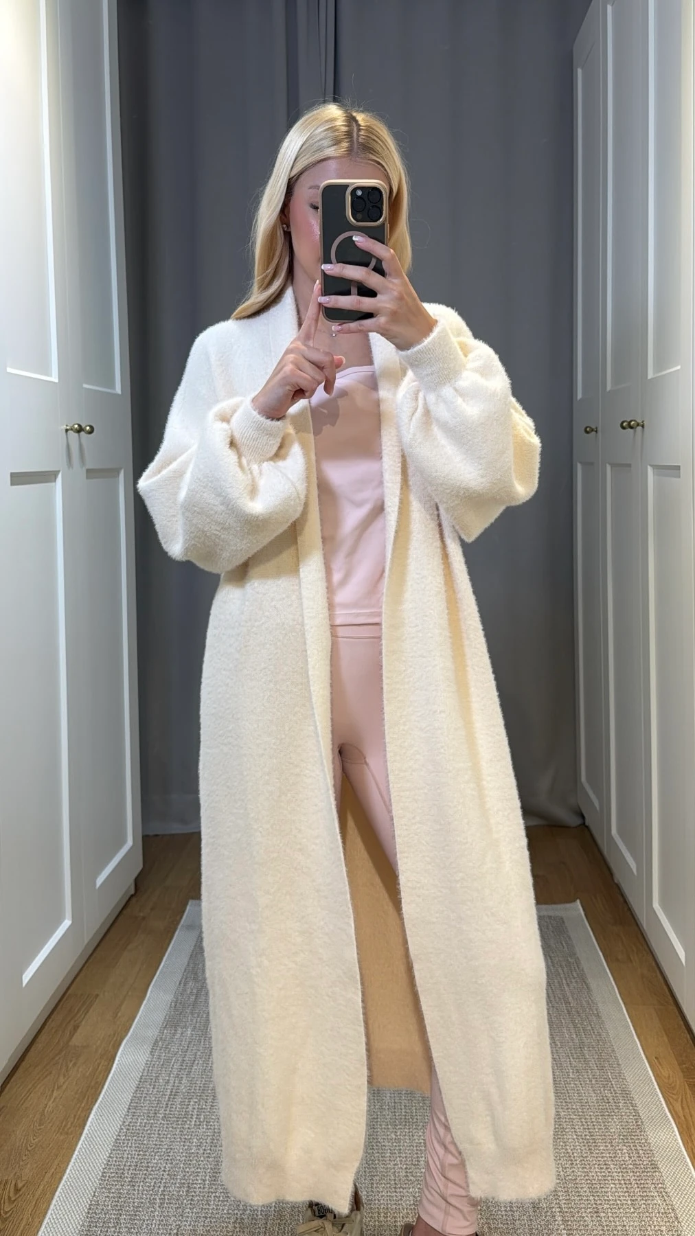 YUMUŞAK UZUN TRİKO HIRKA -KREM