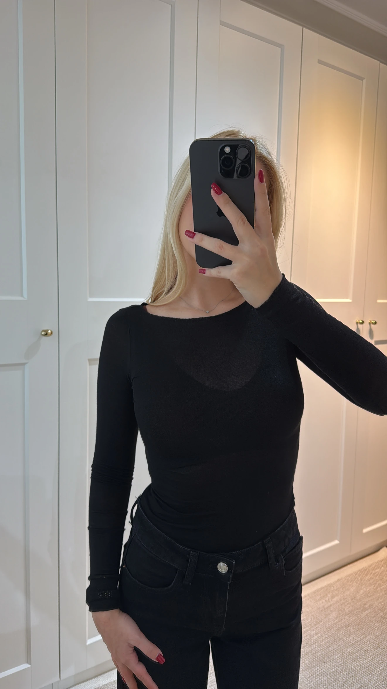 KAYIK YAKA TRANSPARAN BLUZ -SİYAH