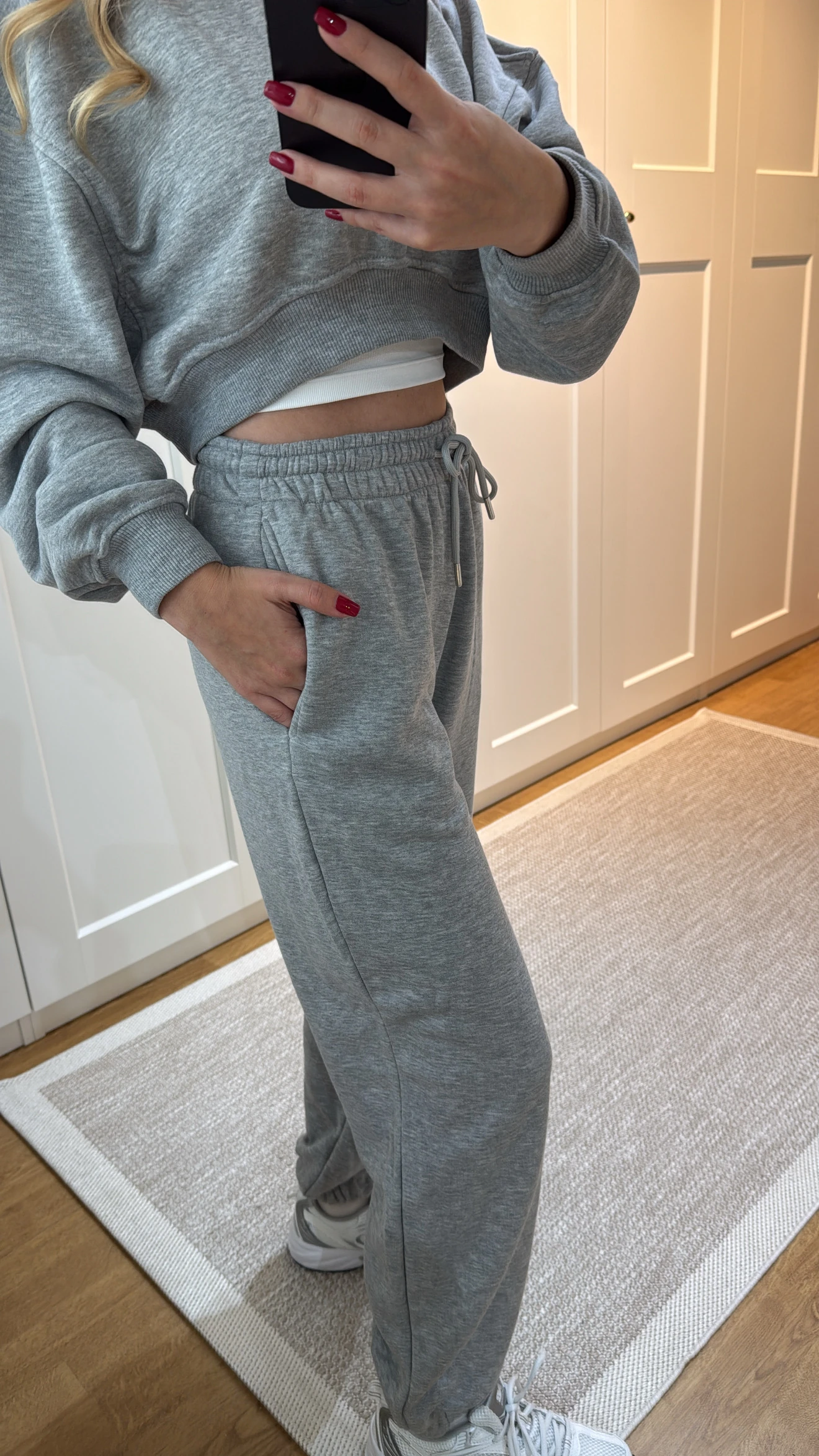 GRİ CROP EŞOFMAN TAKIMI