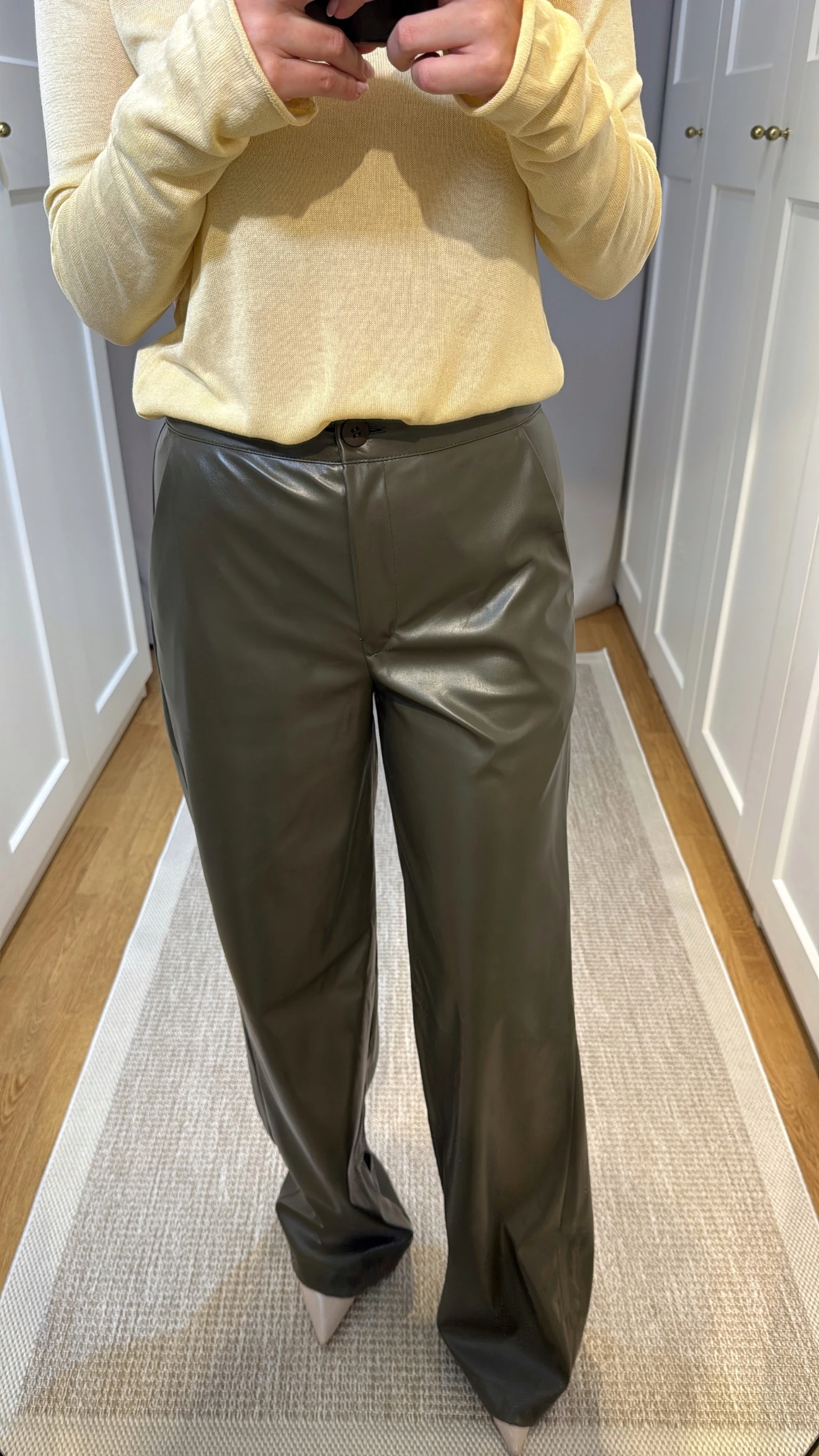 YÜKSEK BEL DERİ PANTOLON - HAKİ